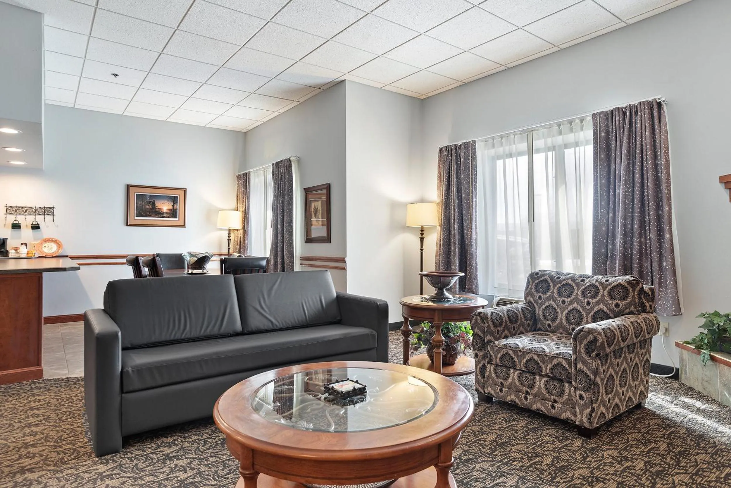 Elevation Inn & Suites, Trademark Collection by Wyndham