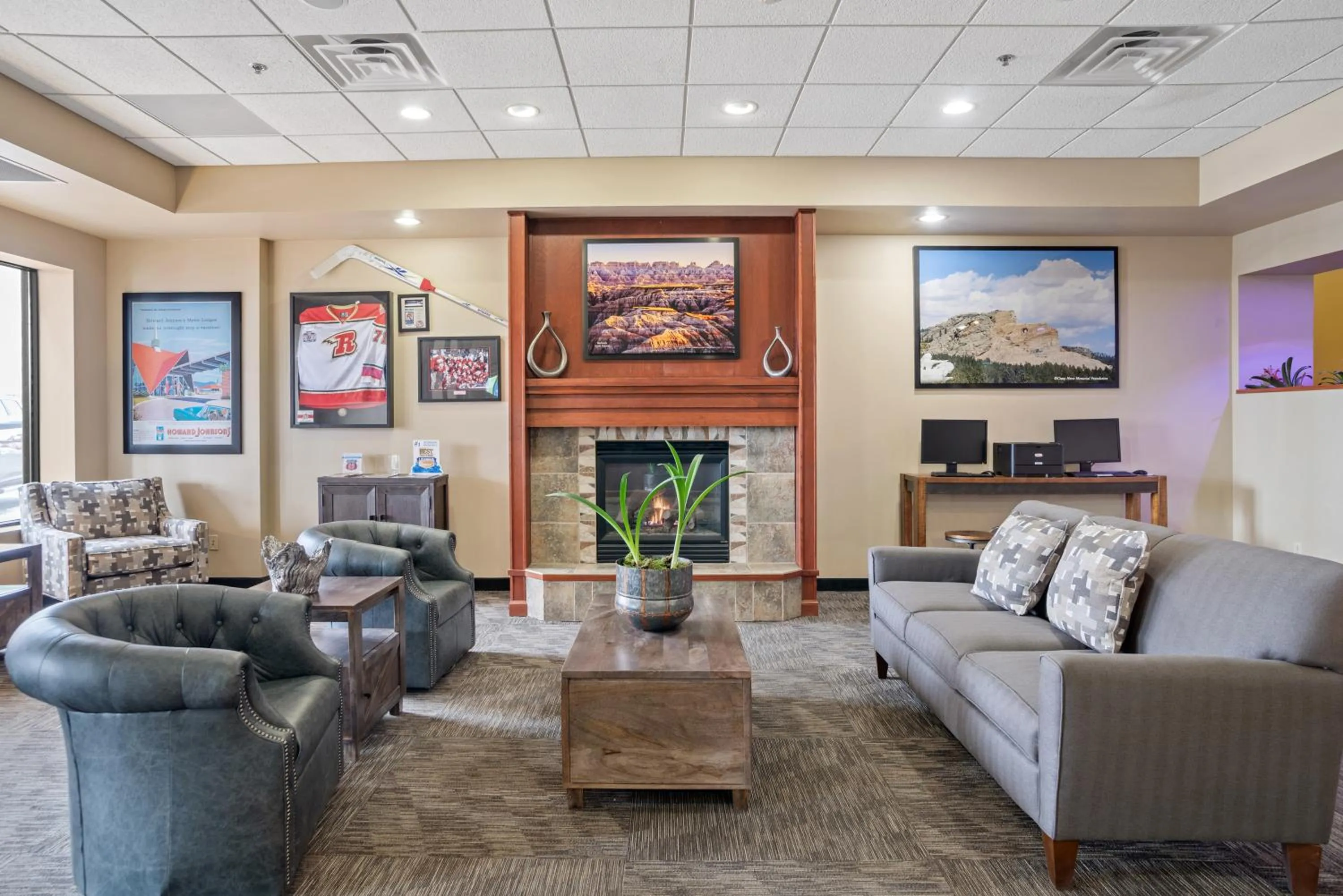 Elevation Inn & Suites, Trademark Collection by Wyndham