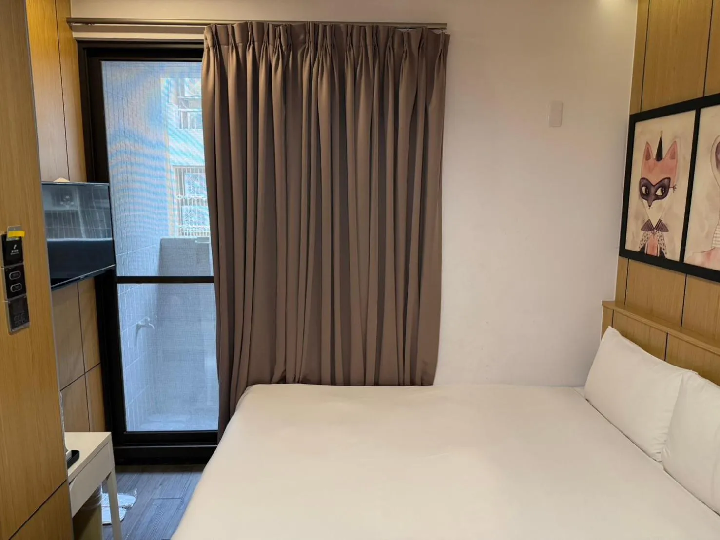 On site, Bed in 逢甲25行館Fengjia 25 Hotel