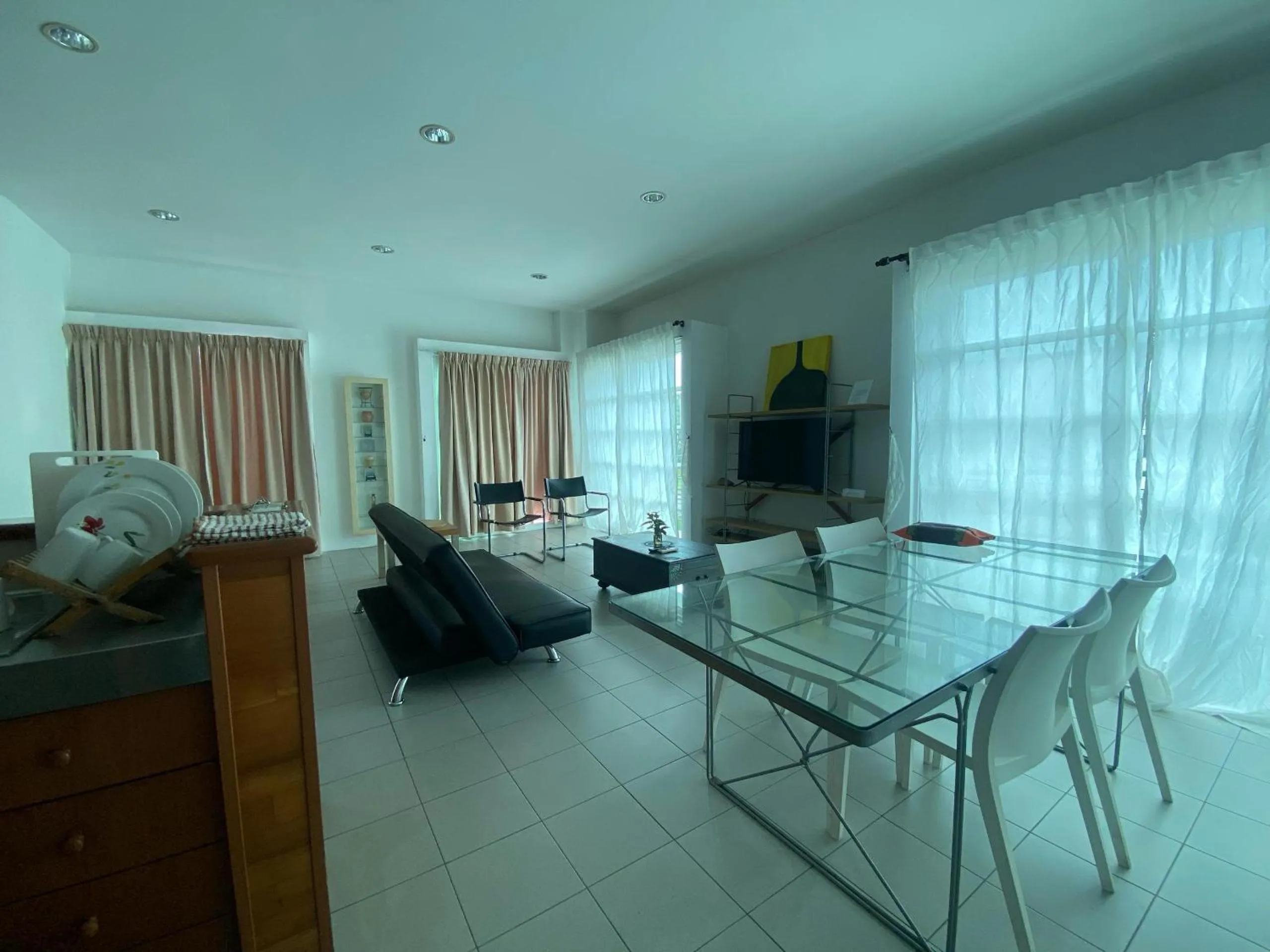 Dining area in Wesberly Apartments