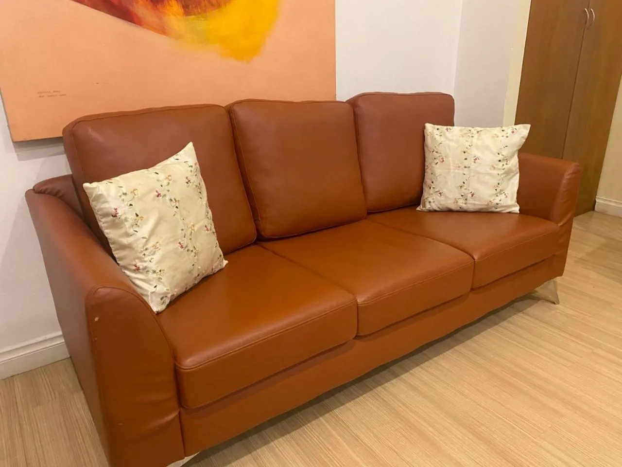 Seating area in Wesberly Apartments