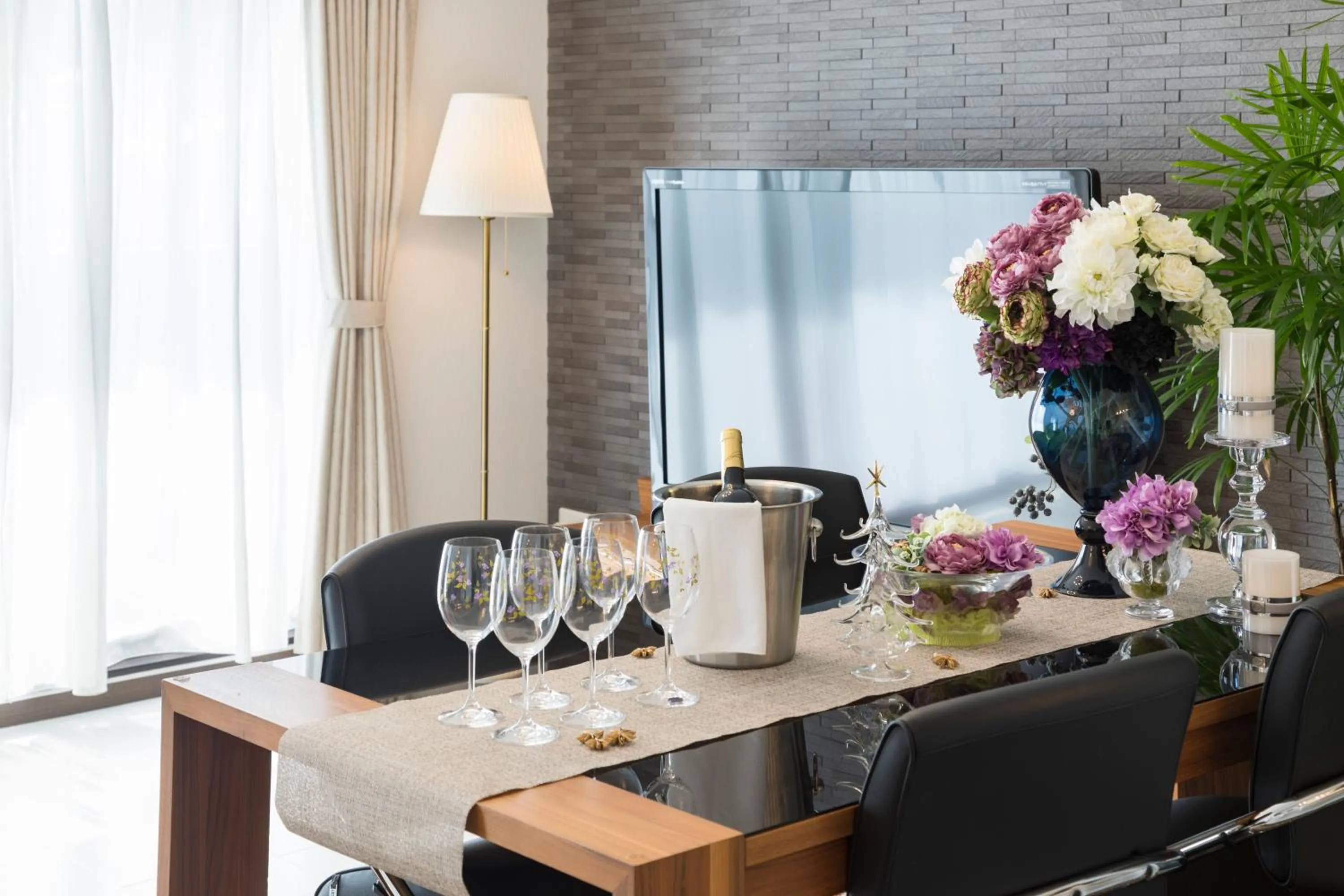 Photo of the whole room in Kyoto Four Sisters Residence