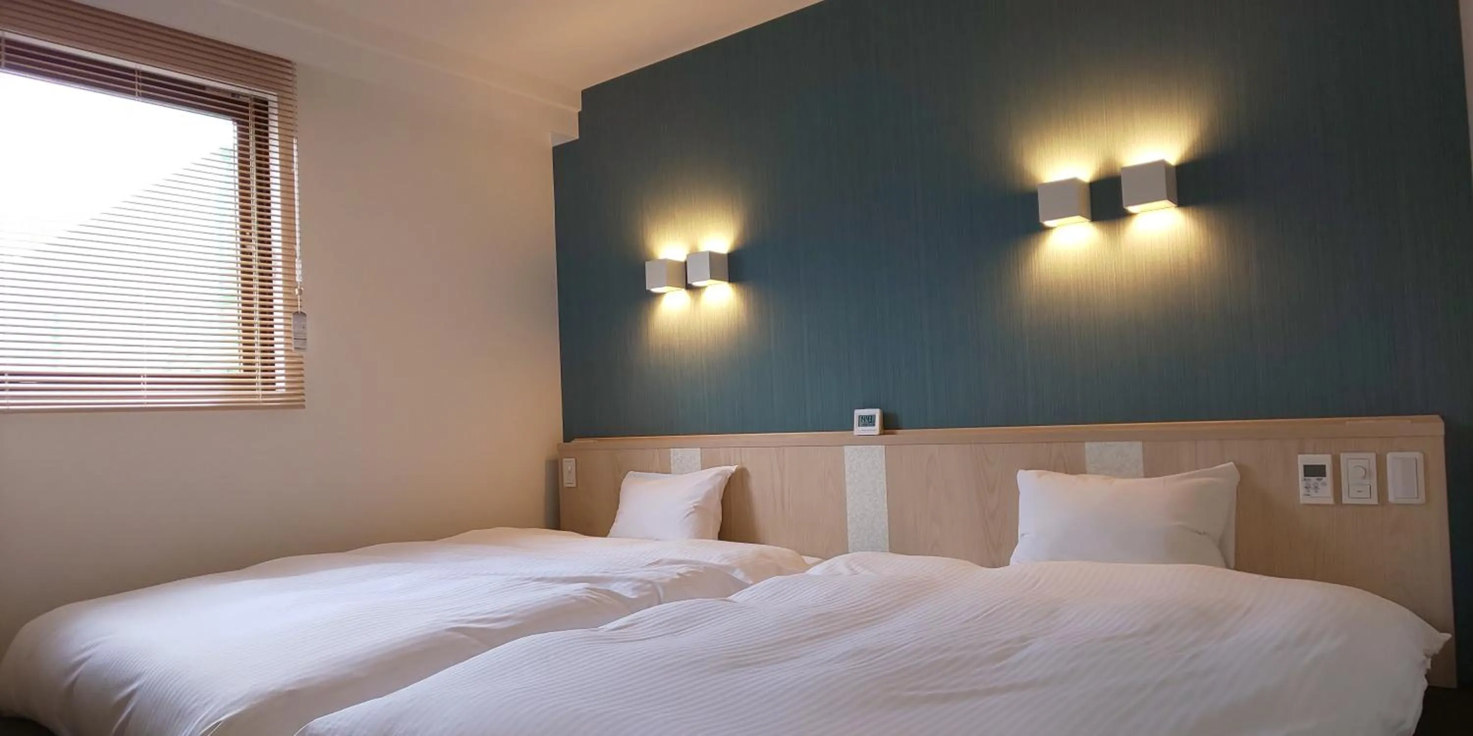 Photo of the whole room, Bed in Ueno First City Hotel