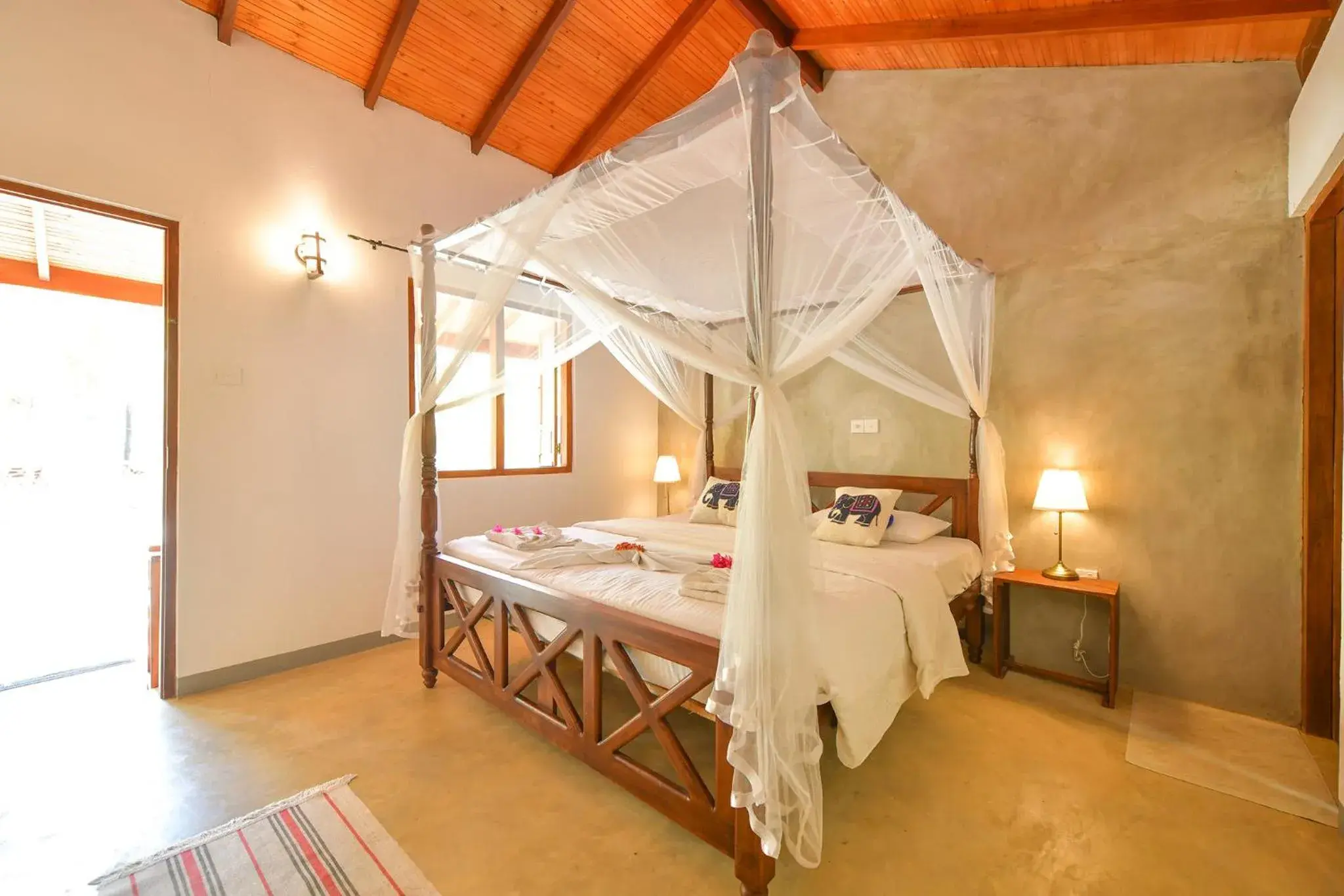 Double Room with Pool View - single occupancy in De Silva Palm Resort Double Room with Pool View - single occupancy in De Silva Palm Resort