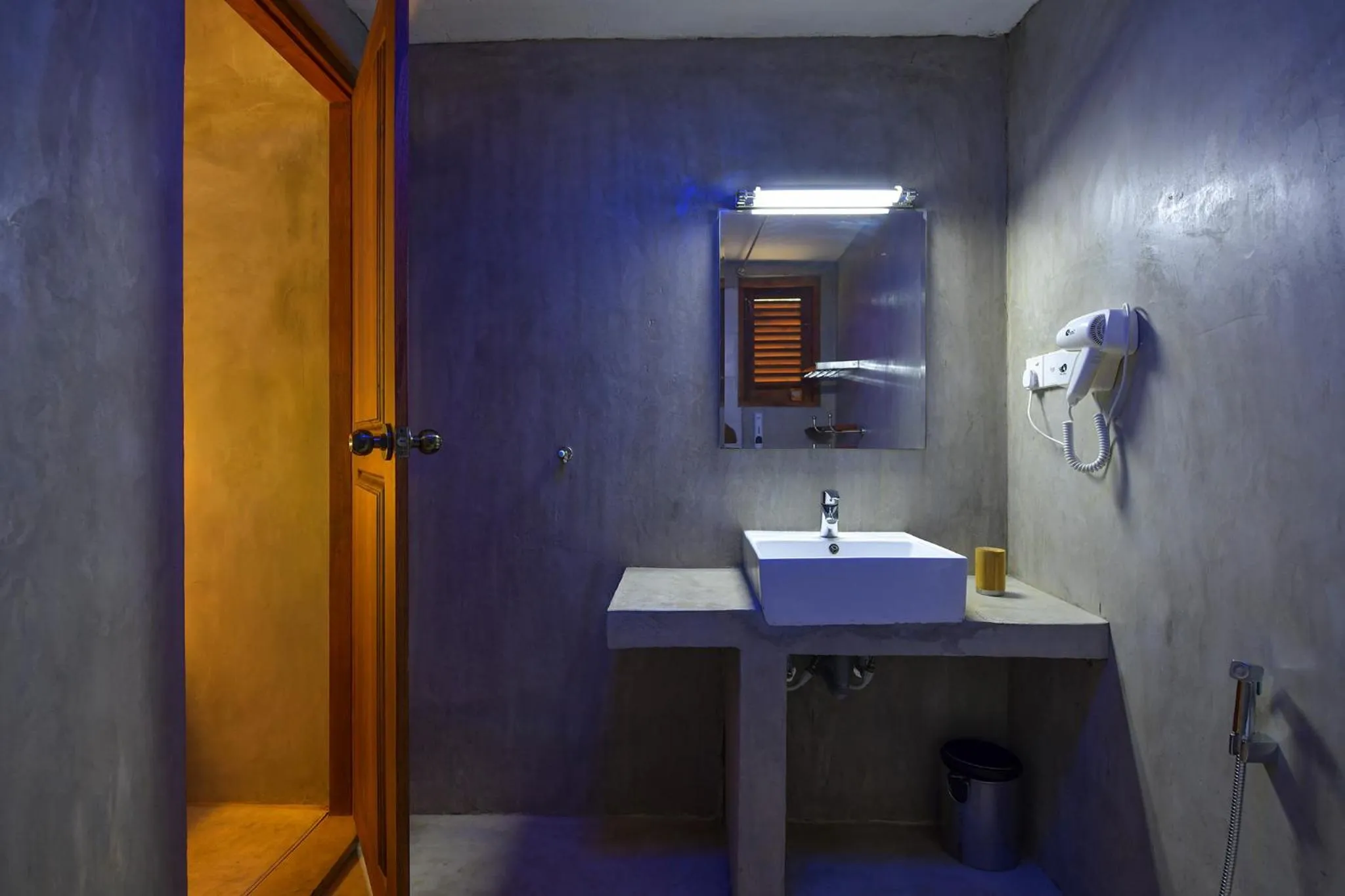 De Silva Palm Resort