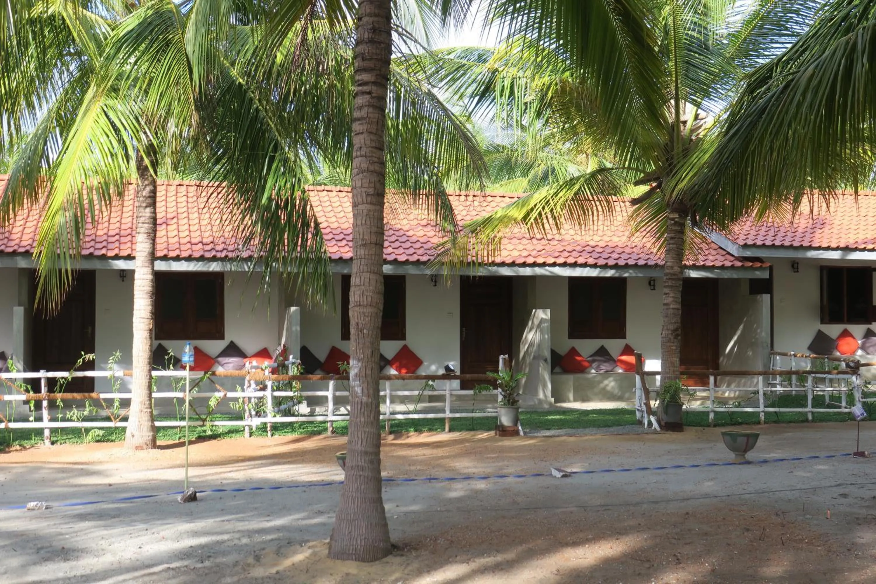 De Silva Palm Resort