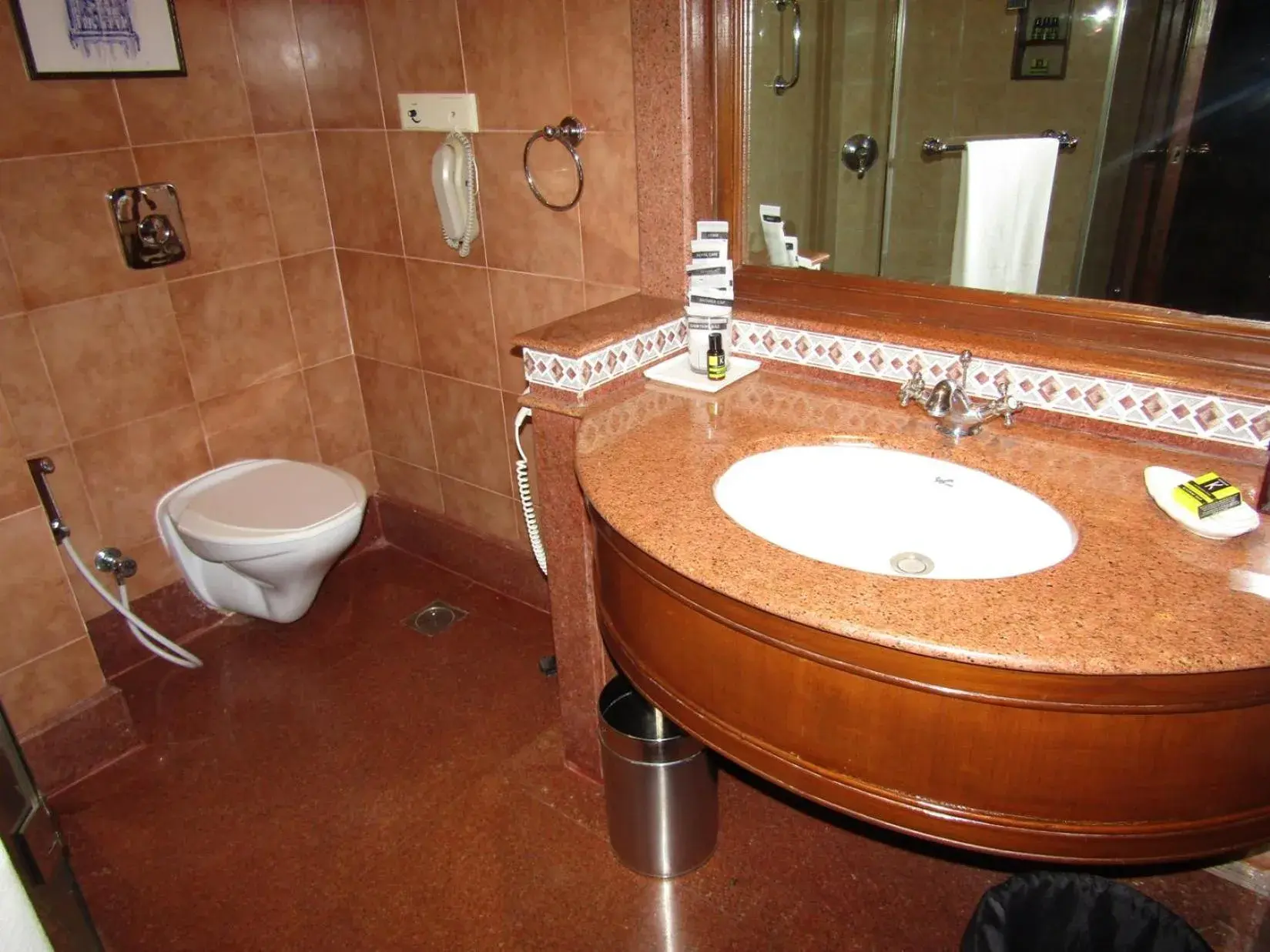 Suite with Garden View in The LaLiT Golf & Spa Resort Goa Suite with Garden View in The LaLiT Golf & Spa Resort Goa