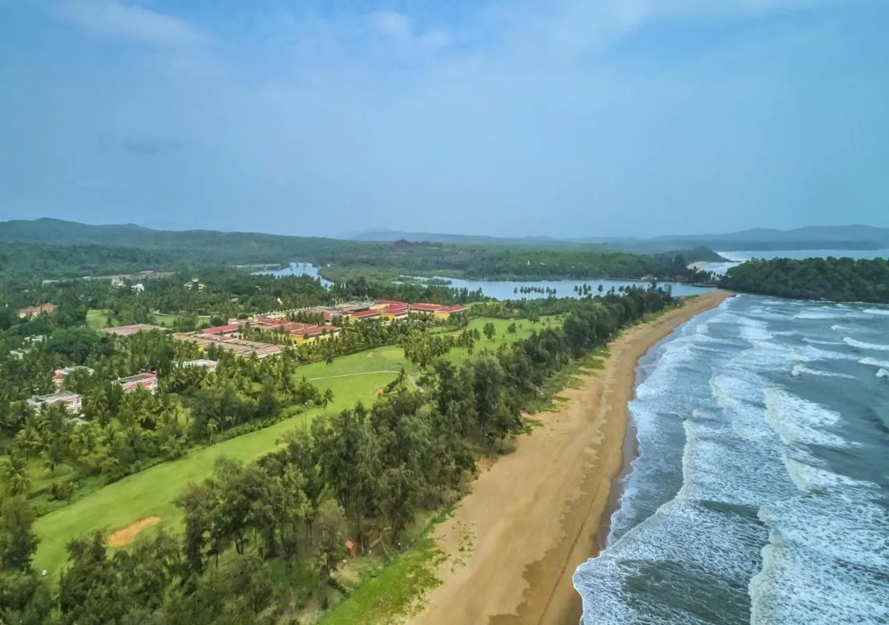 Natural landscape in The LaLiT Golf & Spa Resort Goa