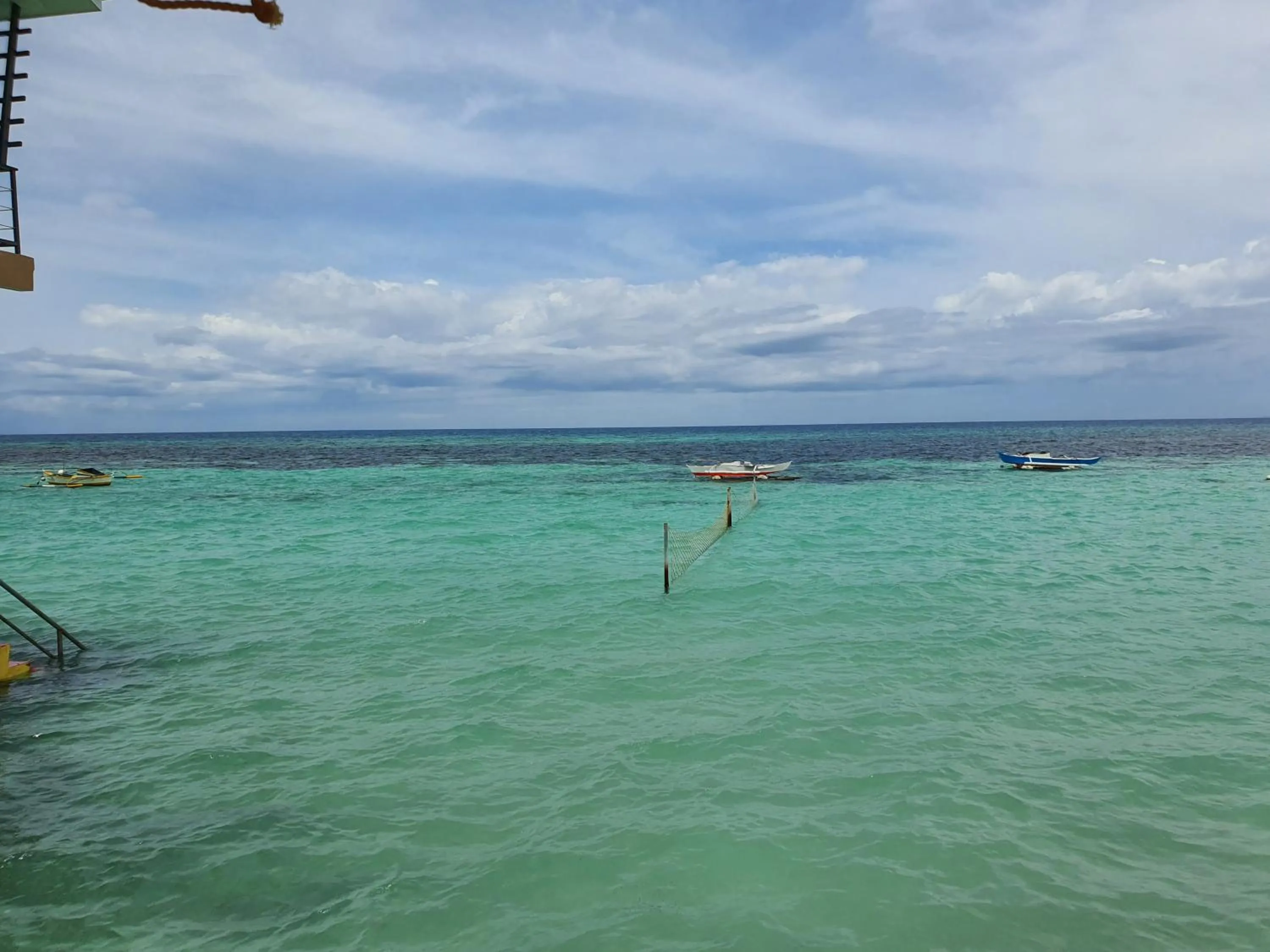 Beach in L & M Hearthstones Lodge