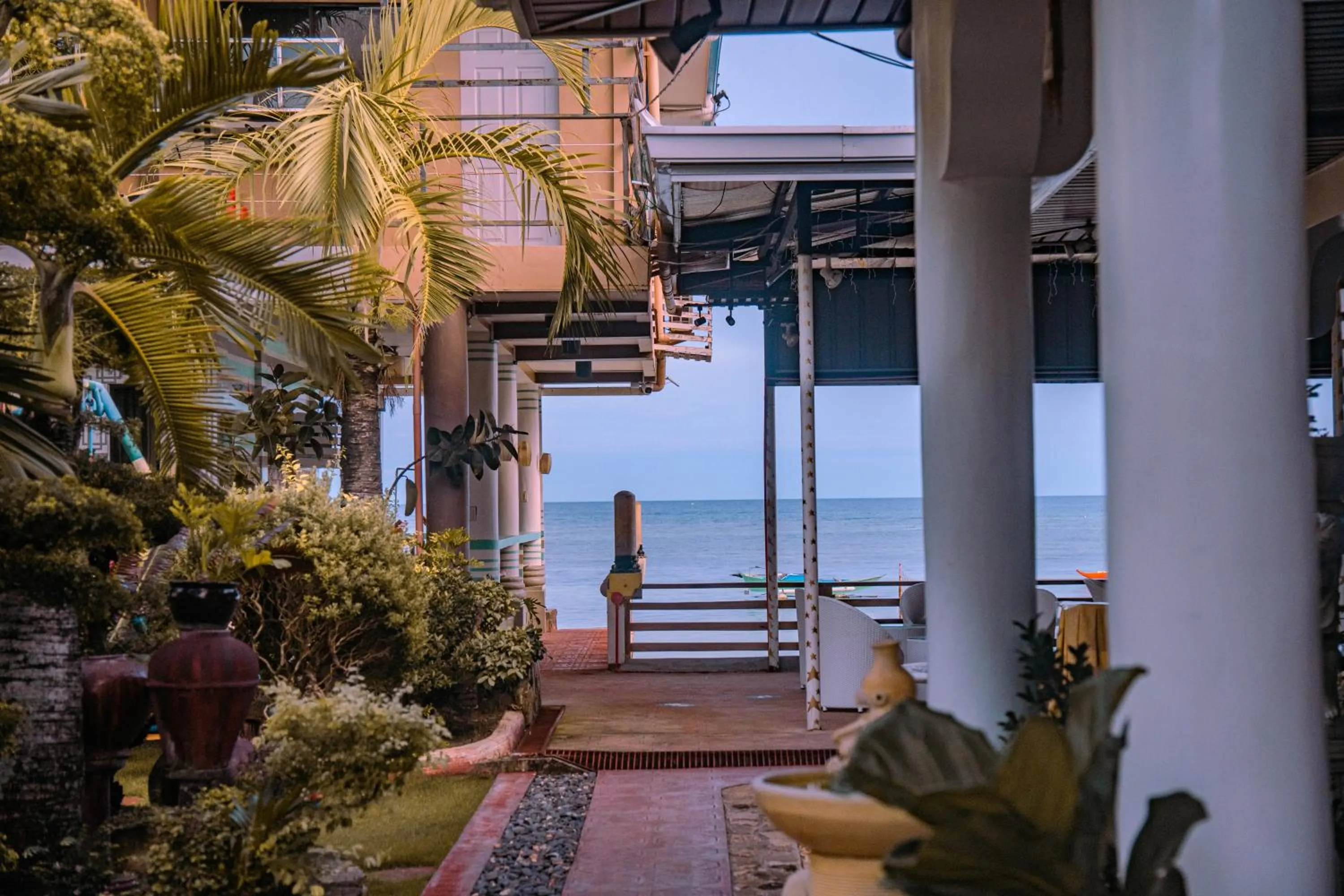 L & M Hearthstones Lodge