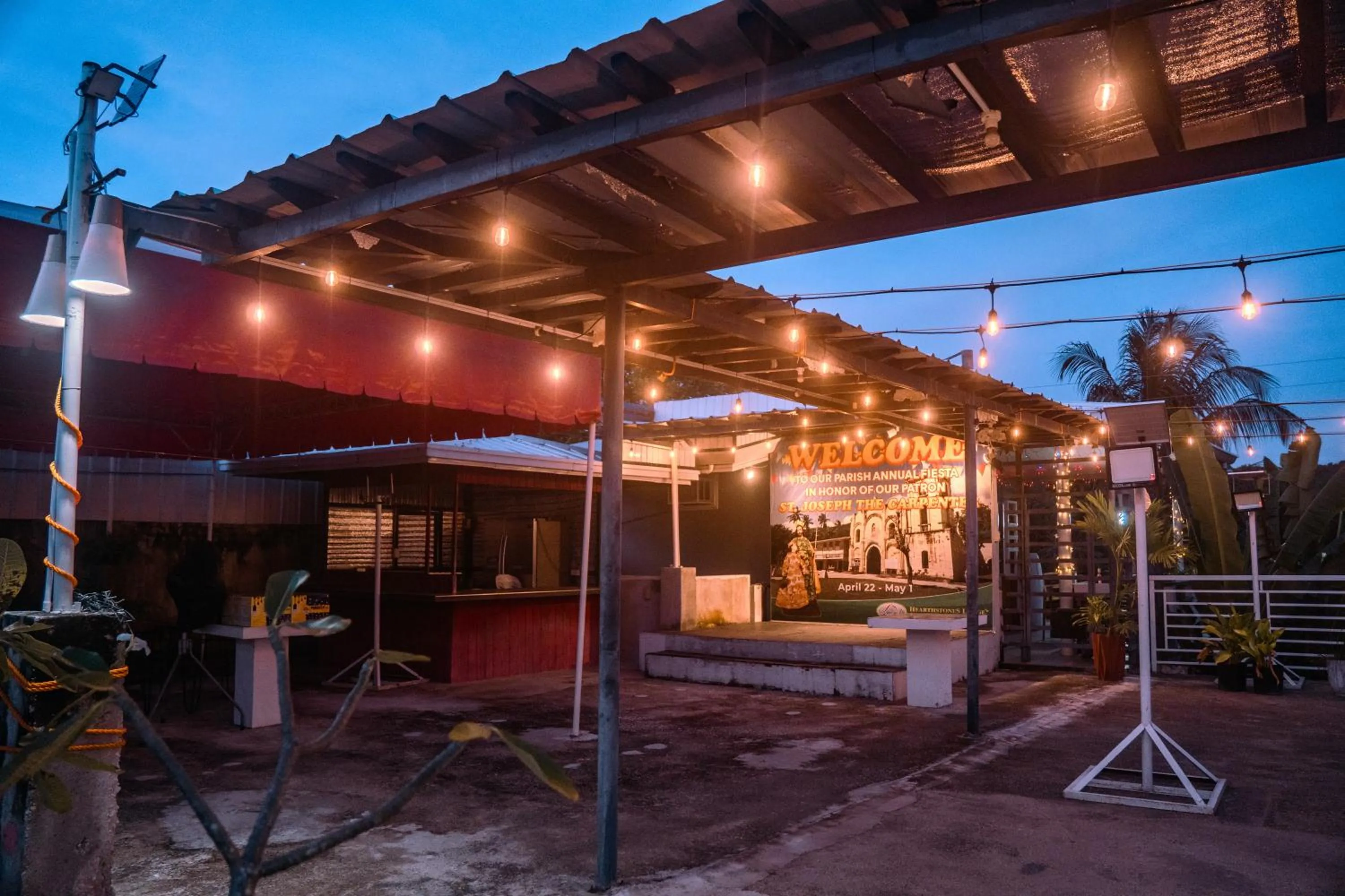 L & M Hearthstones Lodge