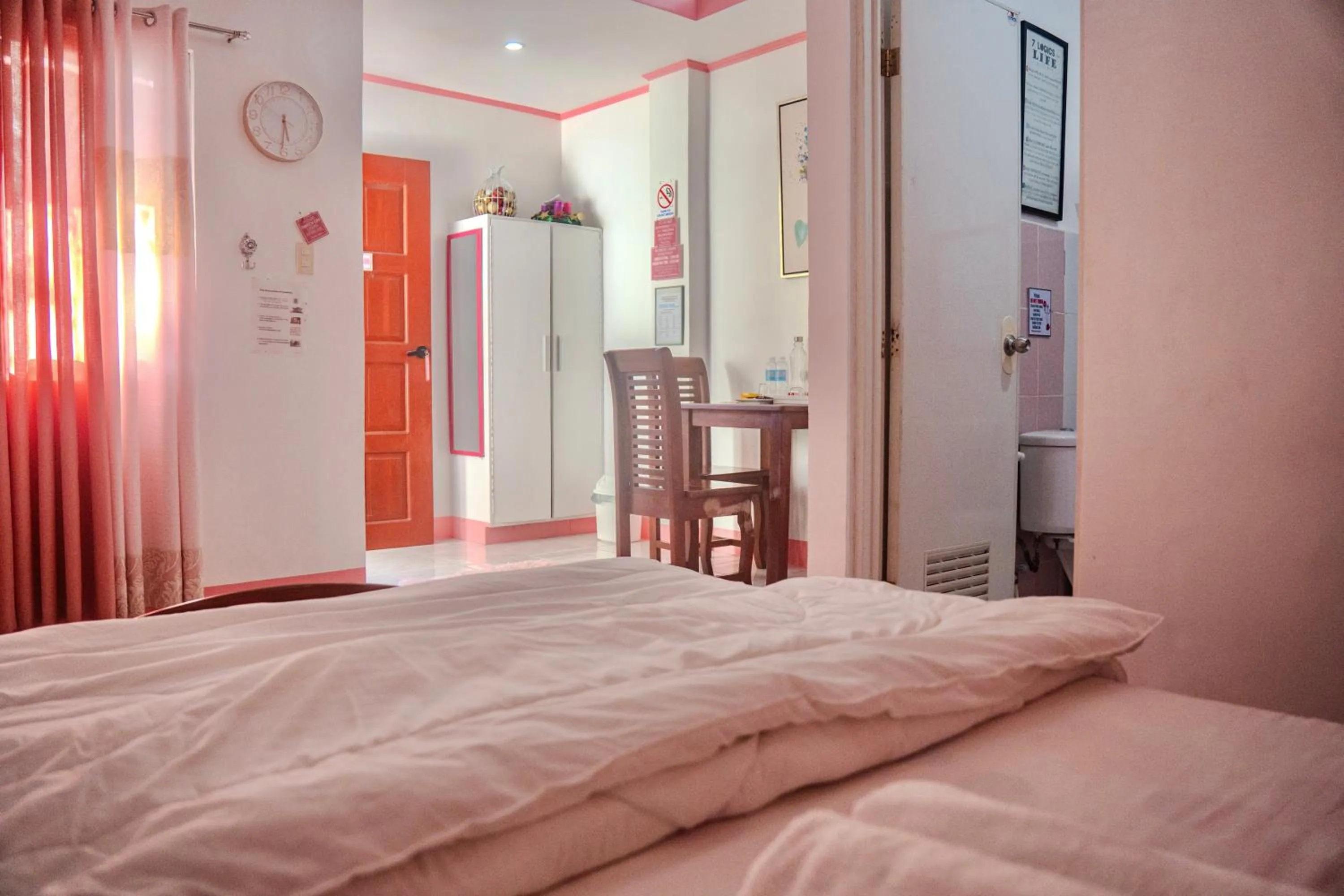 Bed in L & M Hearthstones Lodge