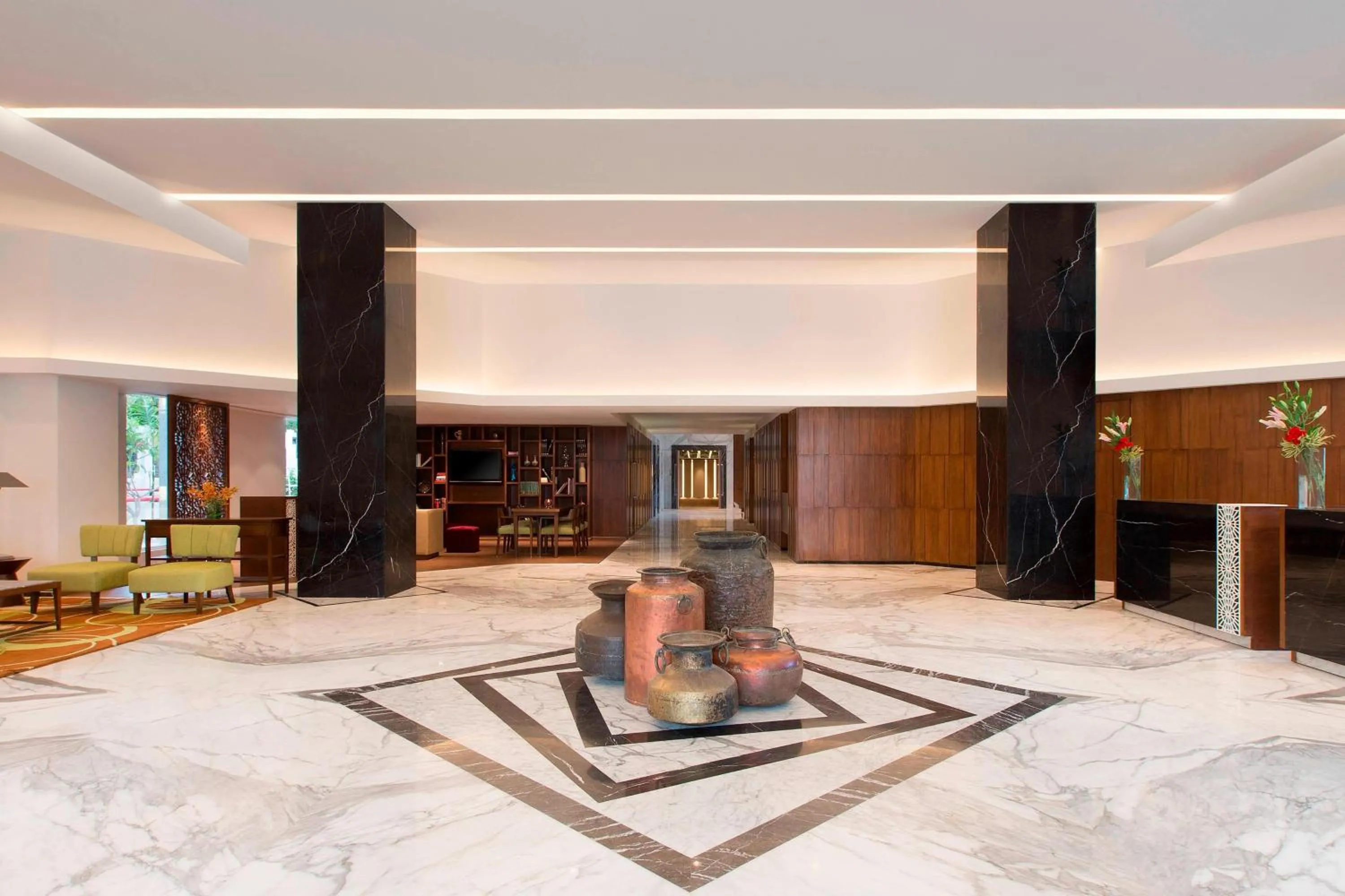Lobby or reception in Four Points by Sheraton Bengaluru Whitefield