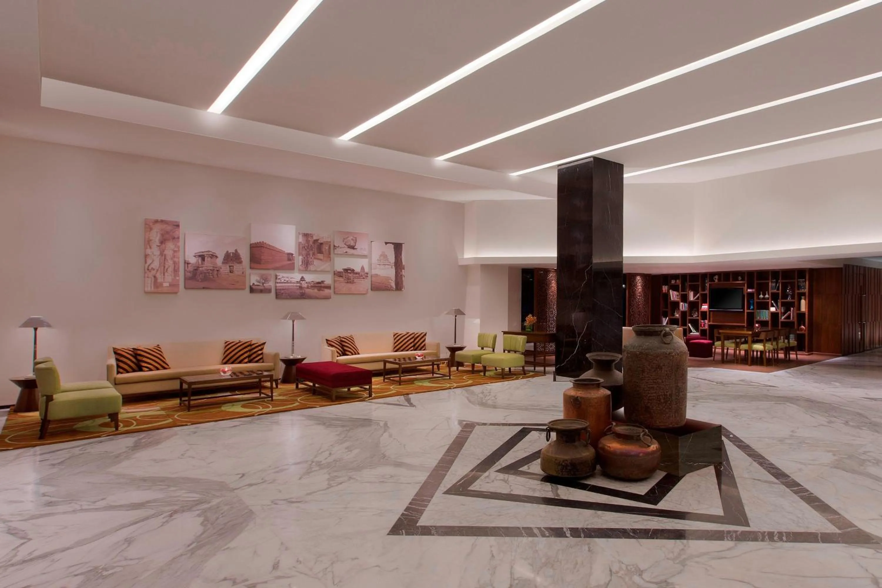Lobby or reception in Four Points by Sheraton Bengaluru Whitefield
