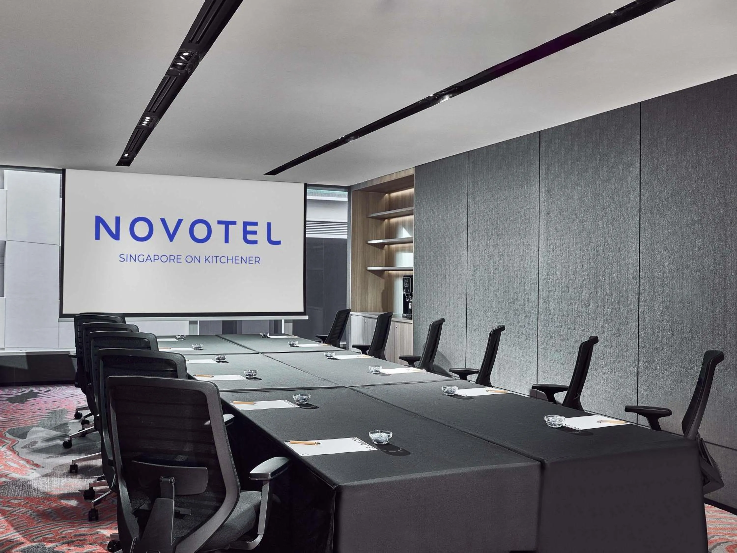 Meeting/conference room in Novotel Singapore on Kitchener
