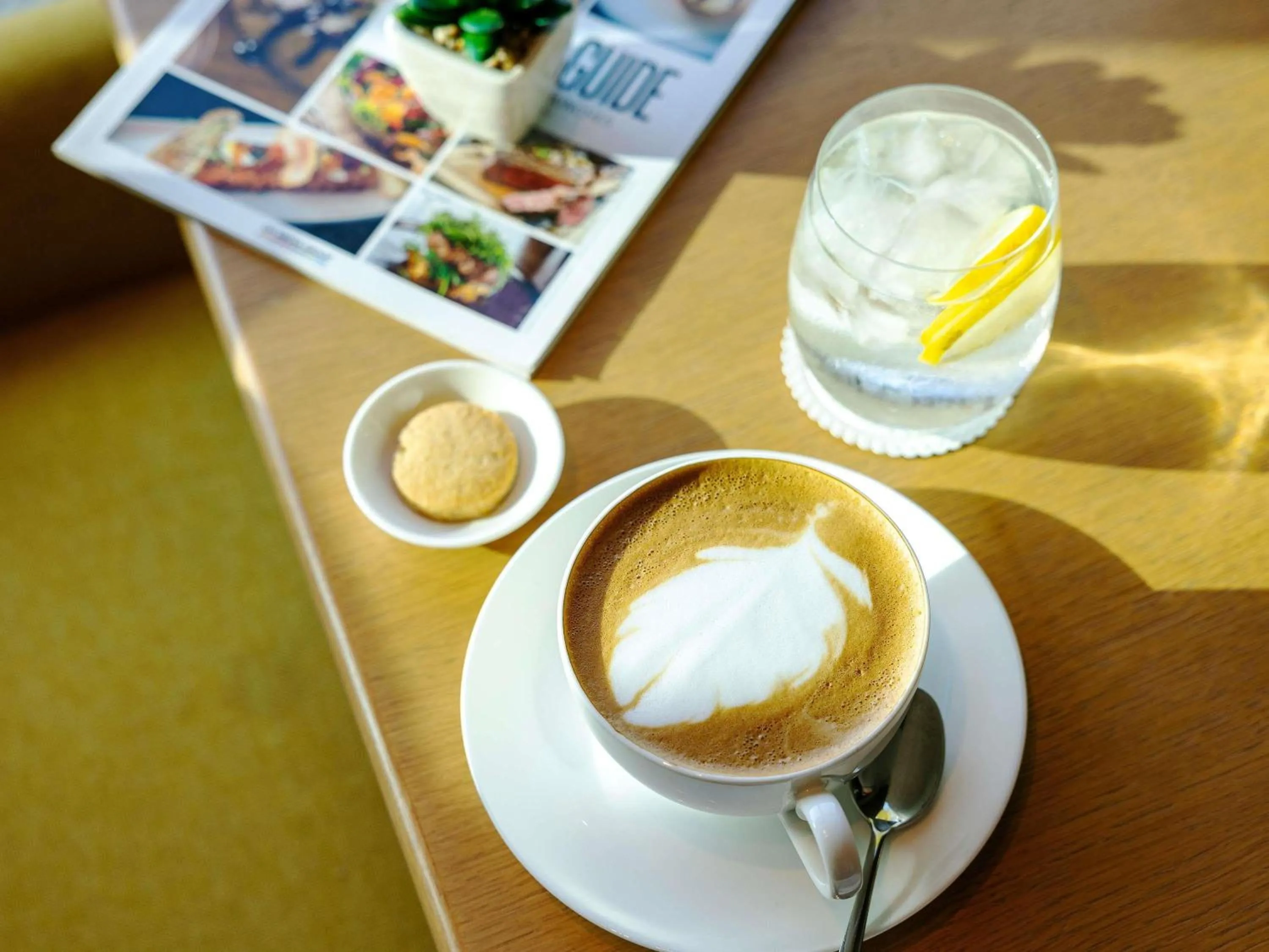 Restaurant/places to eat in Novotel Muscat Airport