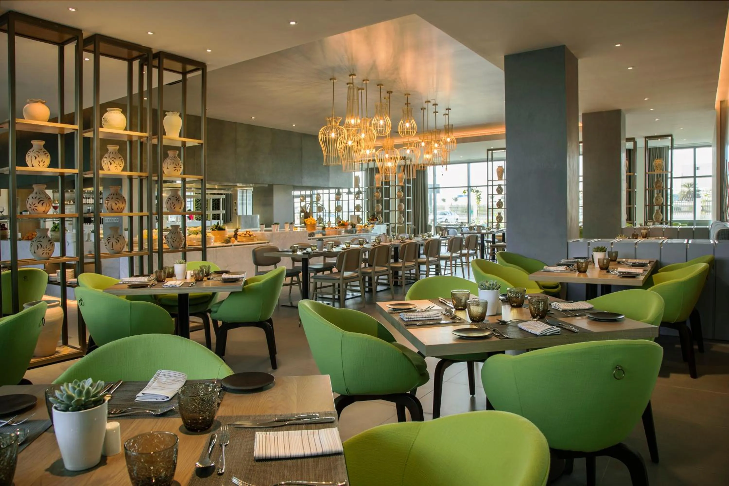 Restaurant/places to eat in Novotel Muscat Airport