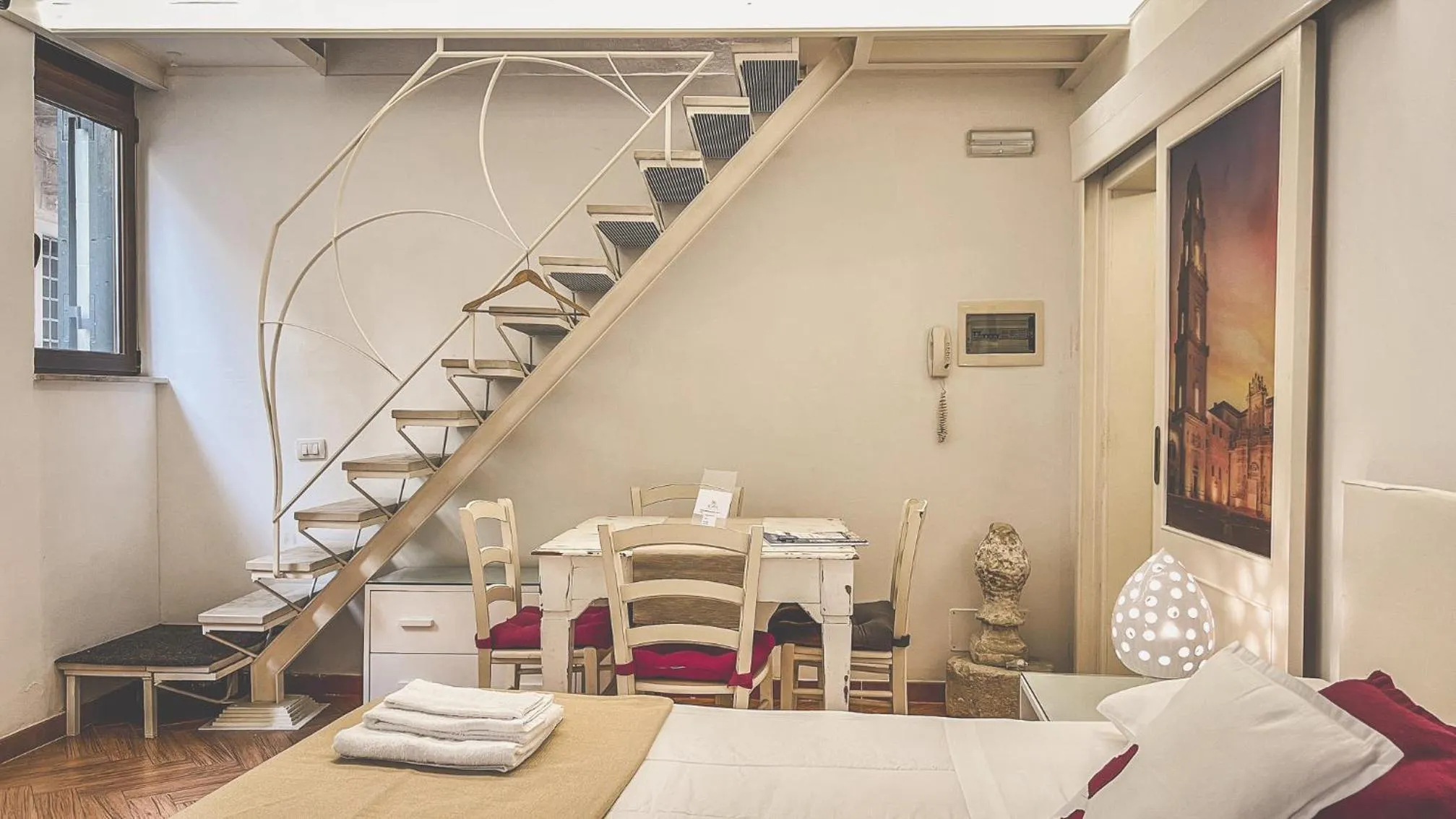 Seating area in Cadelli Luxury Suite & Apartments