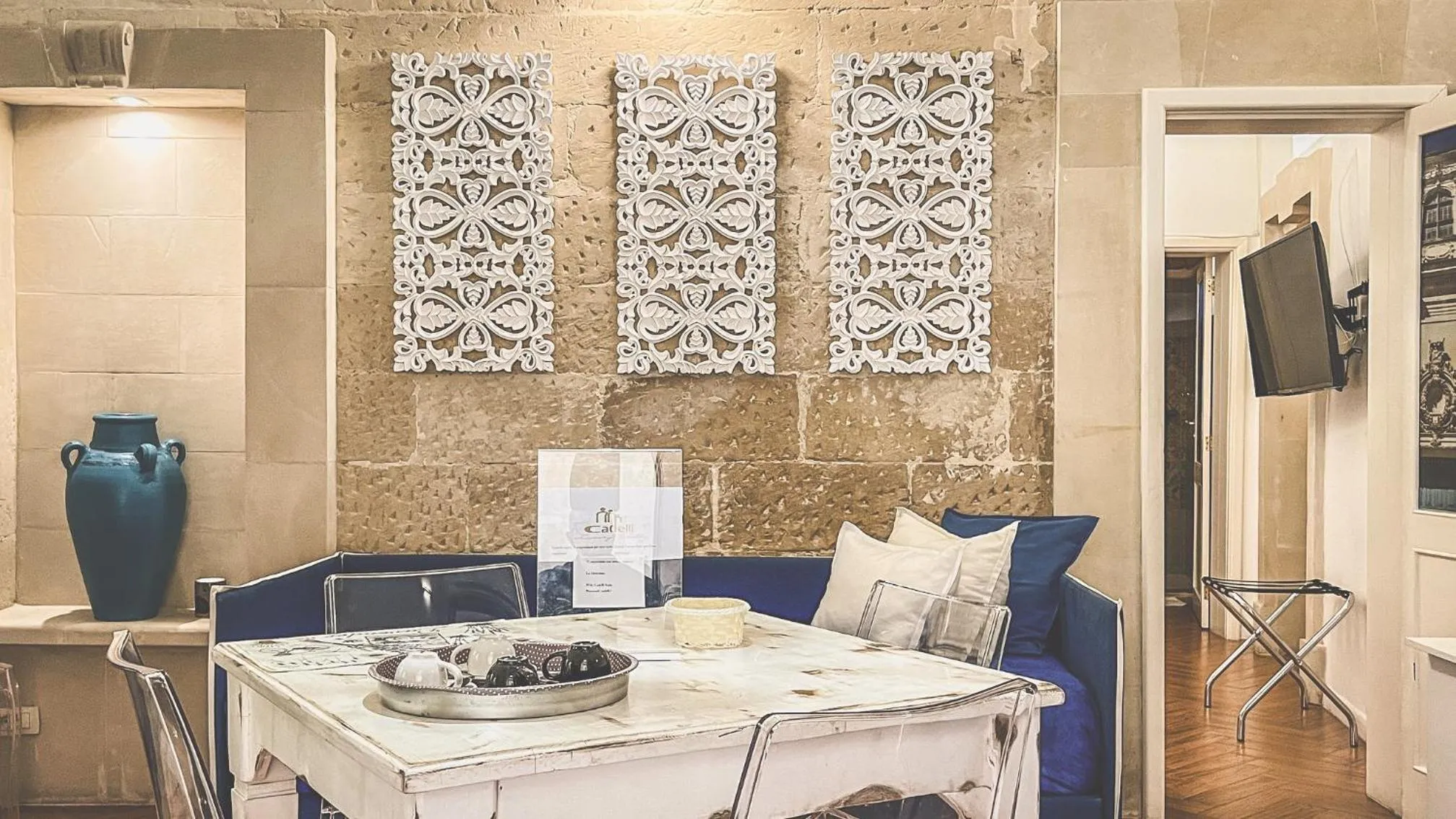 Living room in Cadelli Luxury Suite & Apartments