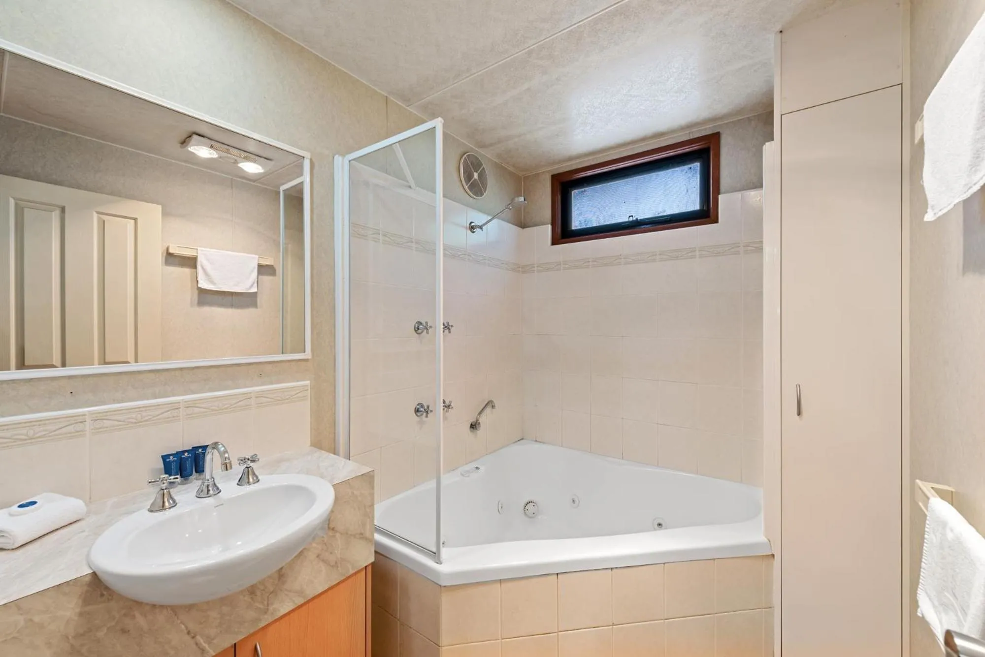 Bathroom in Discovery Parks - Moama West