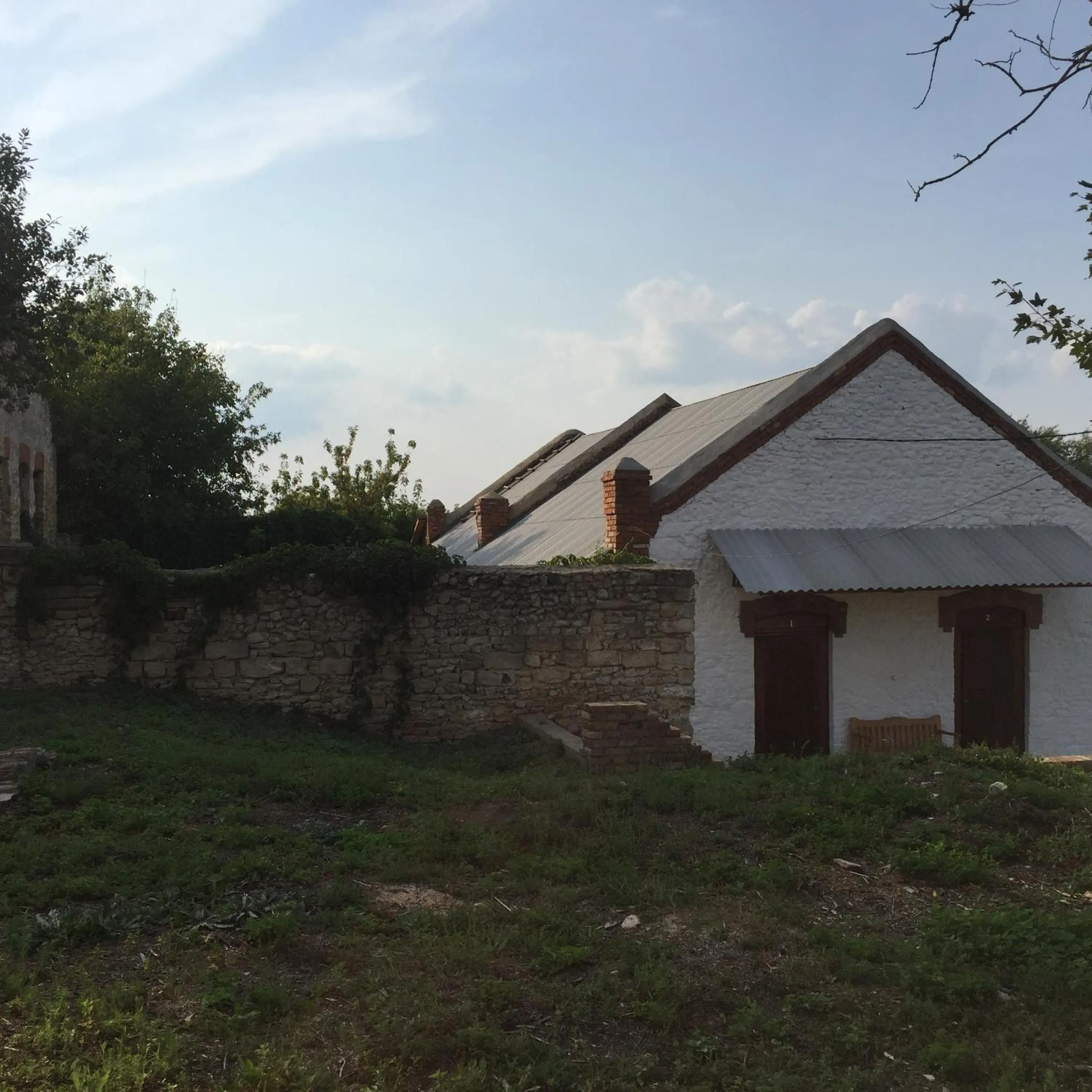 Property building in Hotel Rafinad