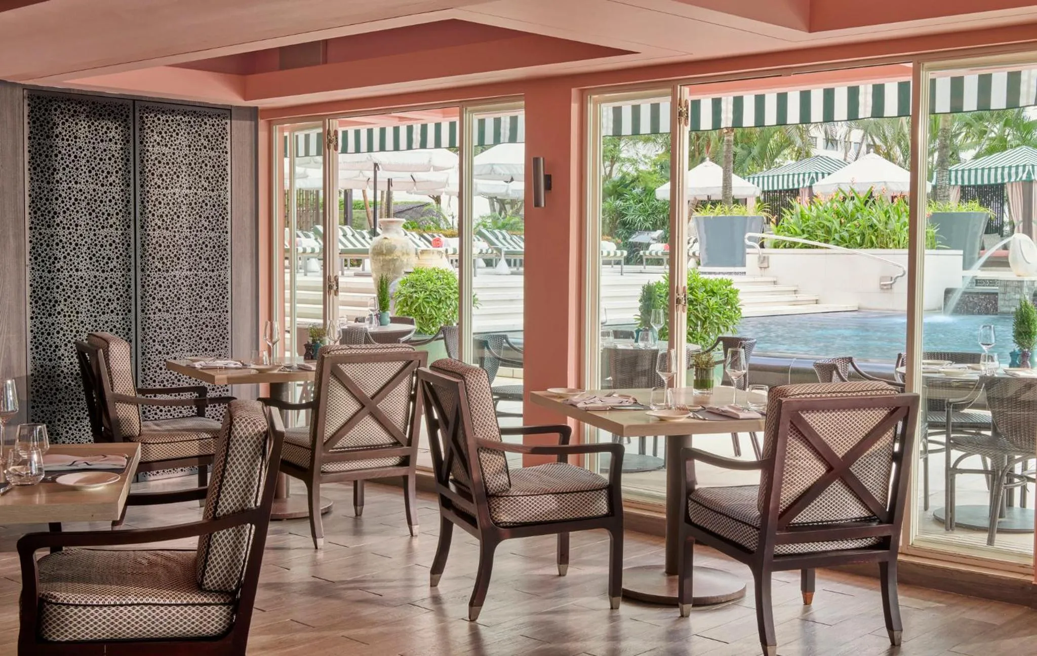 Restaurant/places to eat in Mandarin Oriental, Singapore