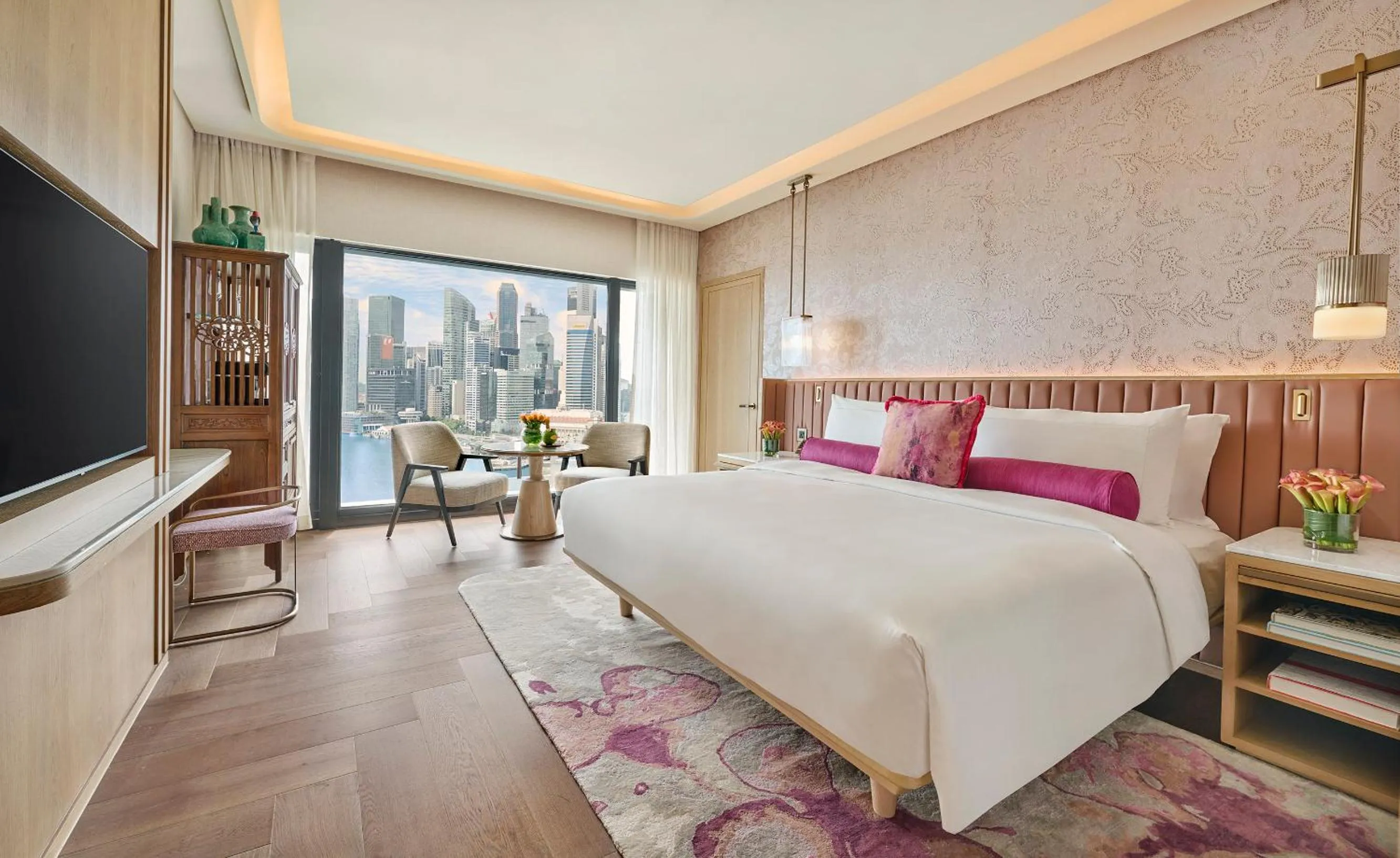 Bedroom, Bed in Mandarin Oriental, Singapore