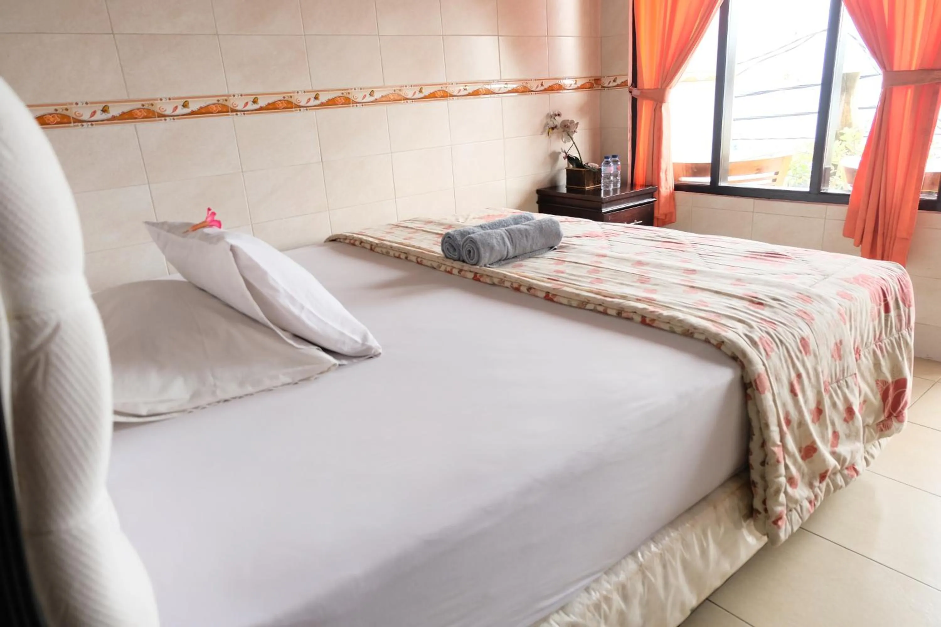 Bedroom, Bed in Kerti Beach Bungalow and Restaurant