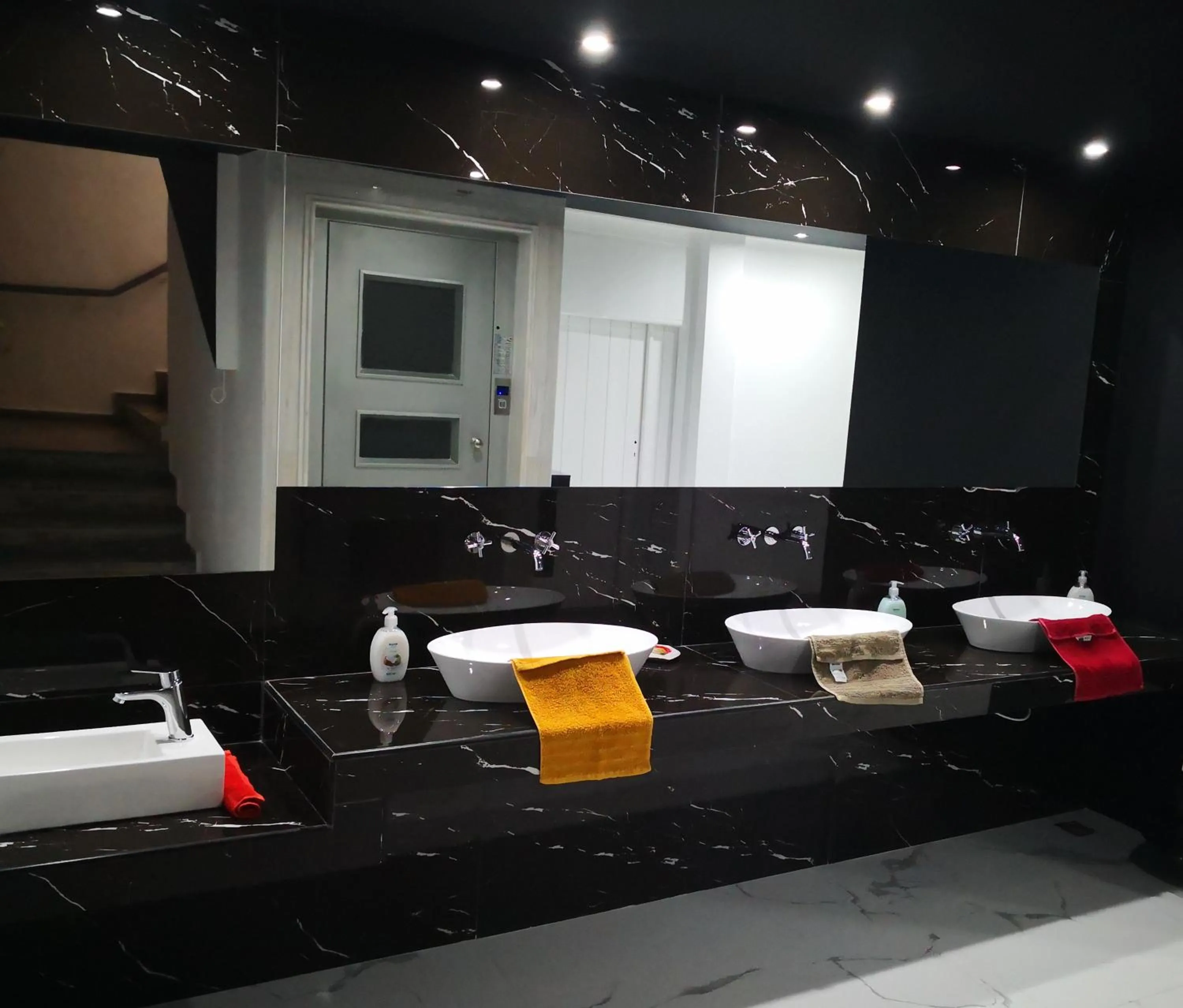 Toilet in Thalia deco City & Beach Hotel