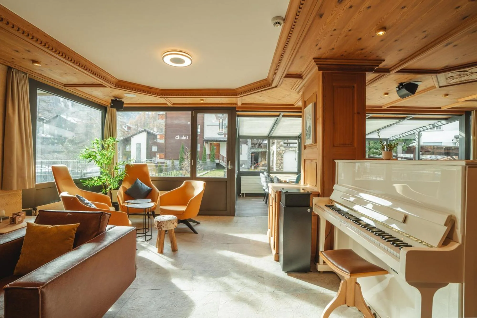 Lounge or bar in Hotel Matterhornblick