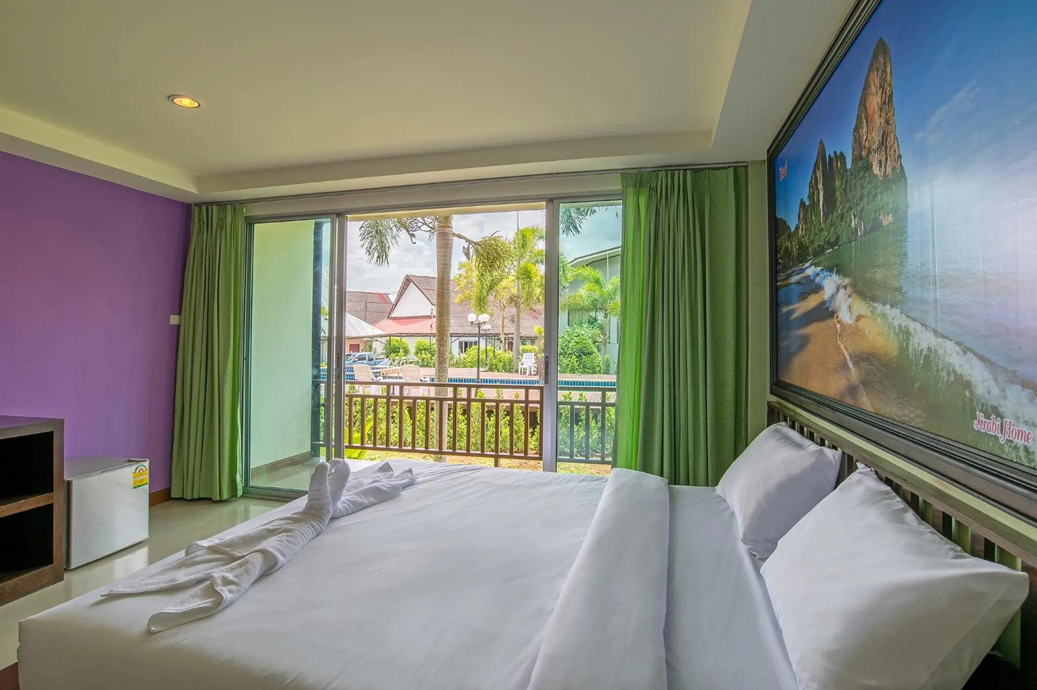 Photo of the whole room, Bed in Krabi Home Town Boutique