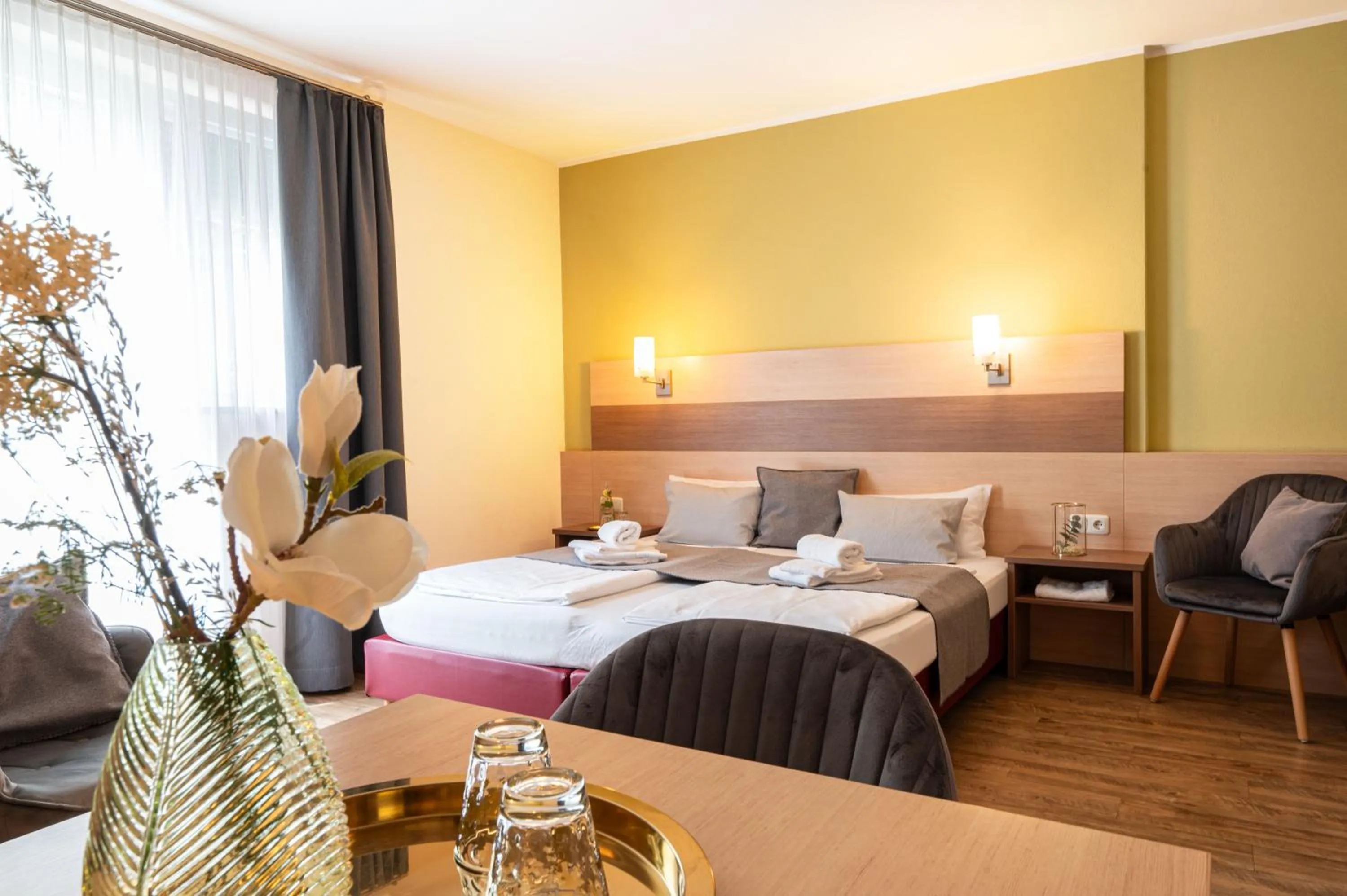 Bed in Gästehaus Zehmerhof bei Erding