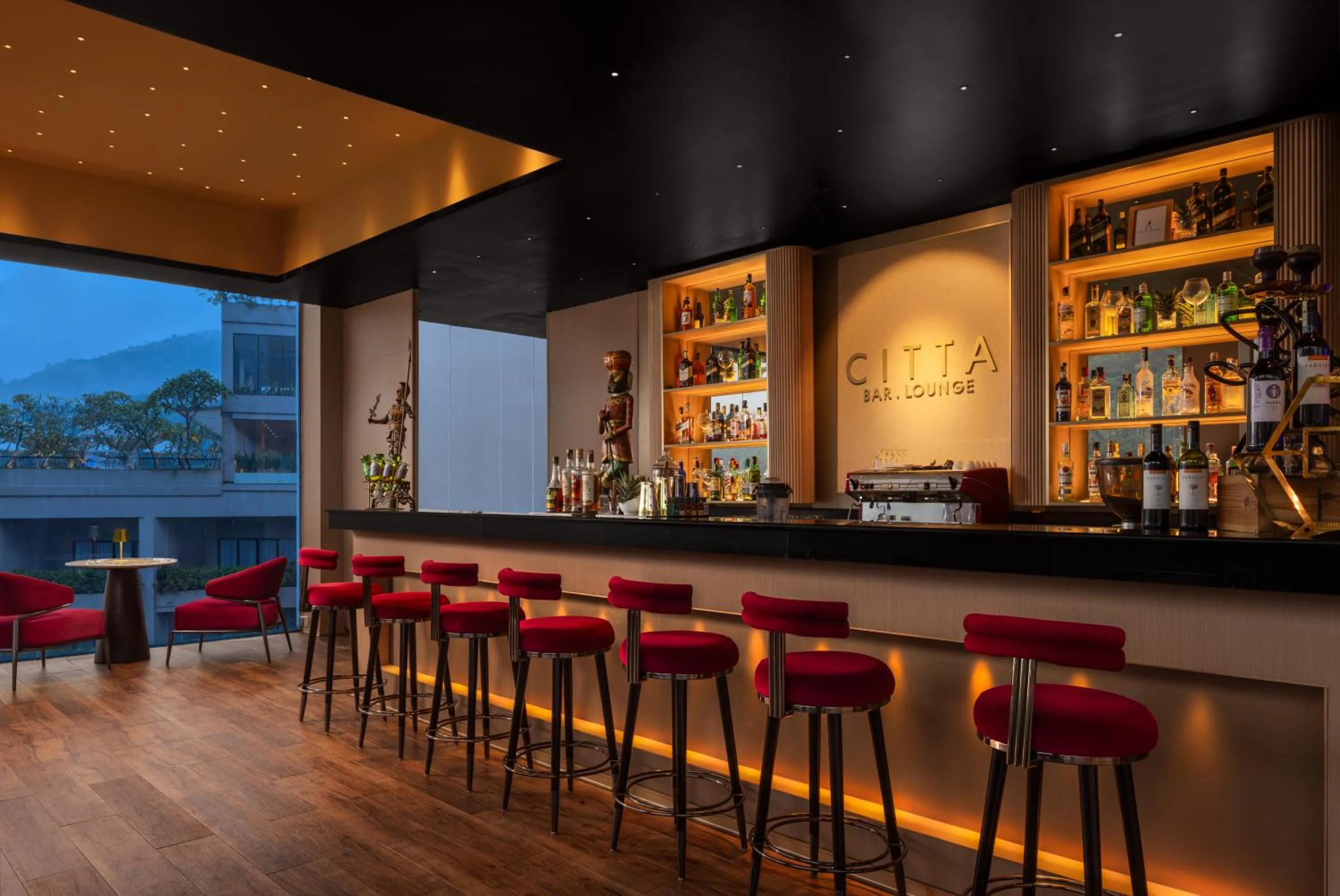 Lounge or bar in The Golden Crown Hotel