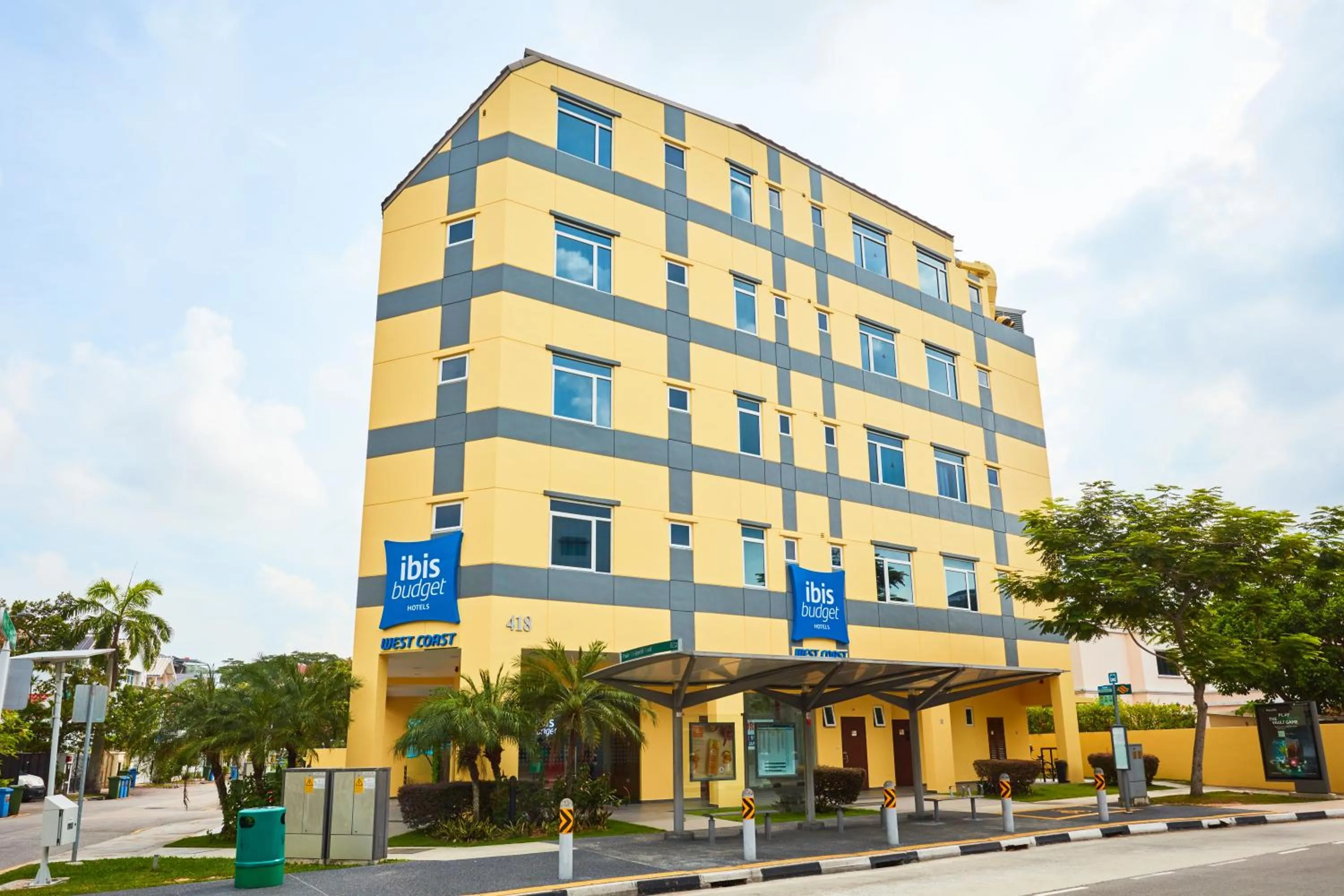Property building in ibis budget Singapore West Coast