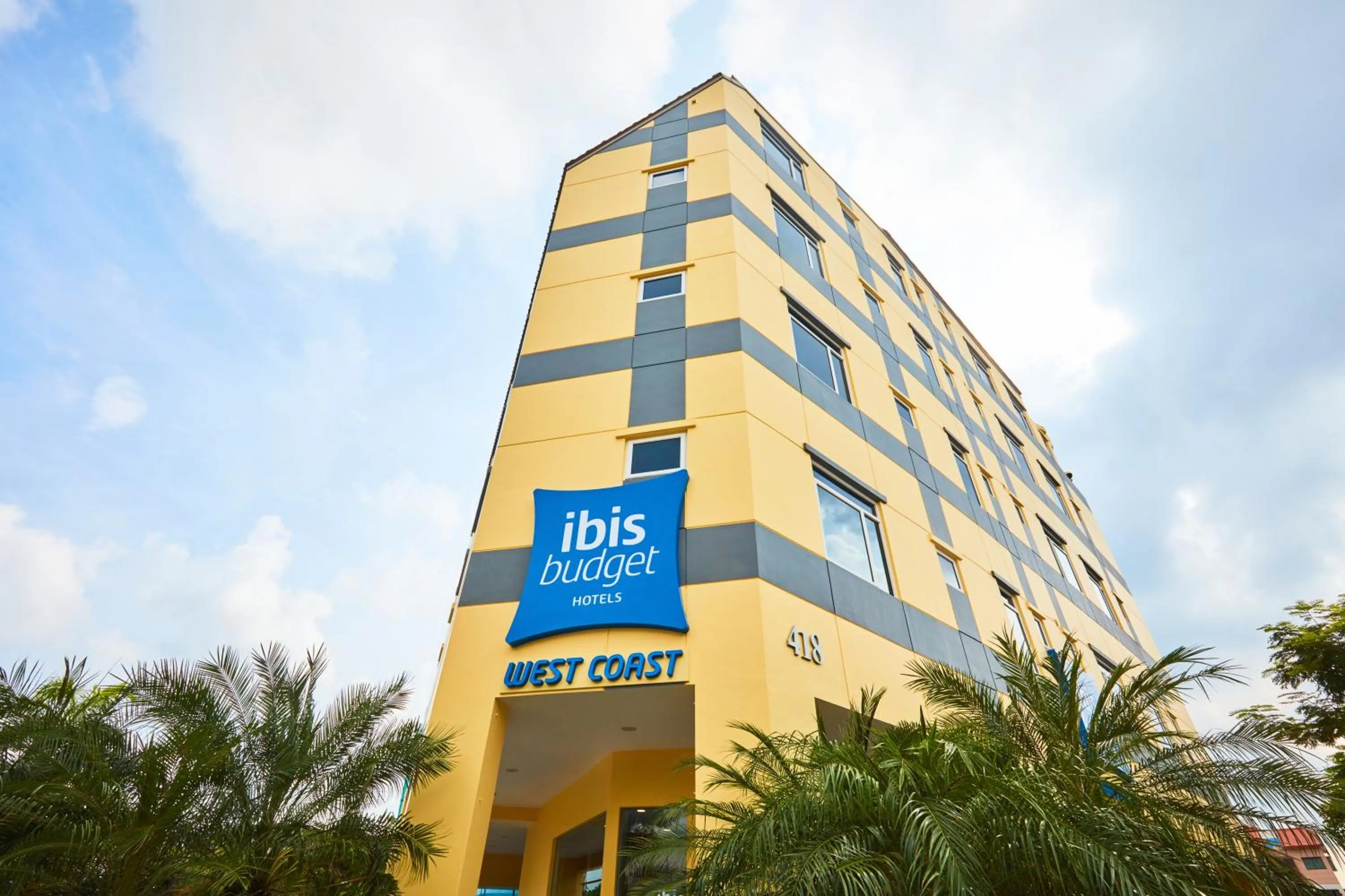 Facade/entrance in ibis budget Singapore West Coast