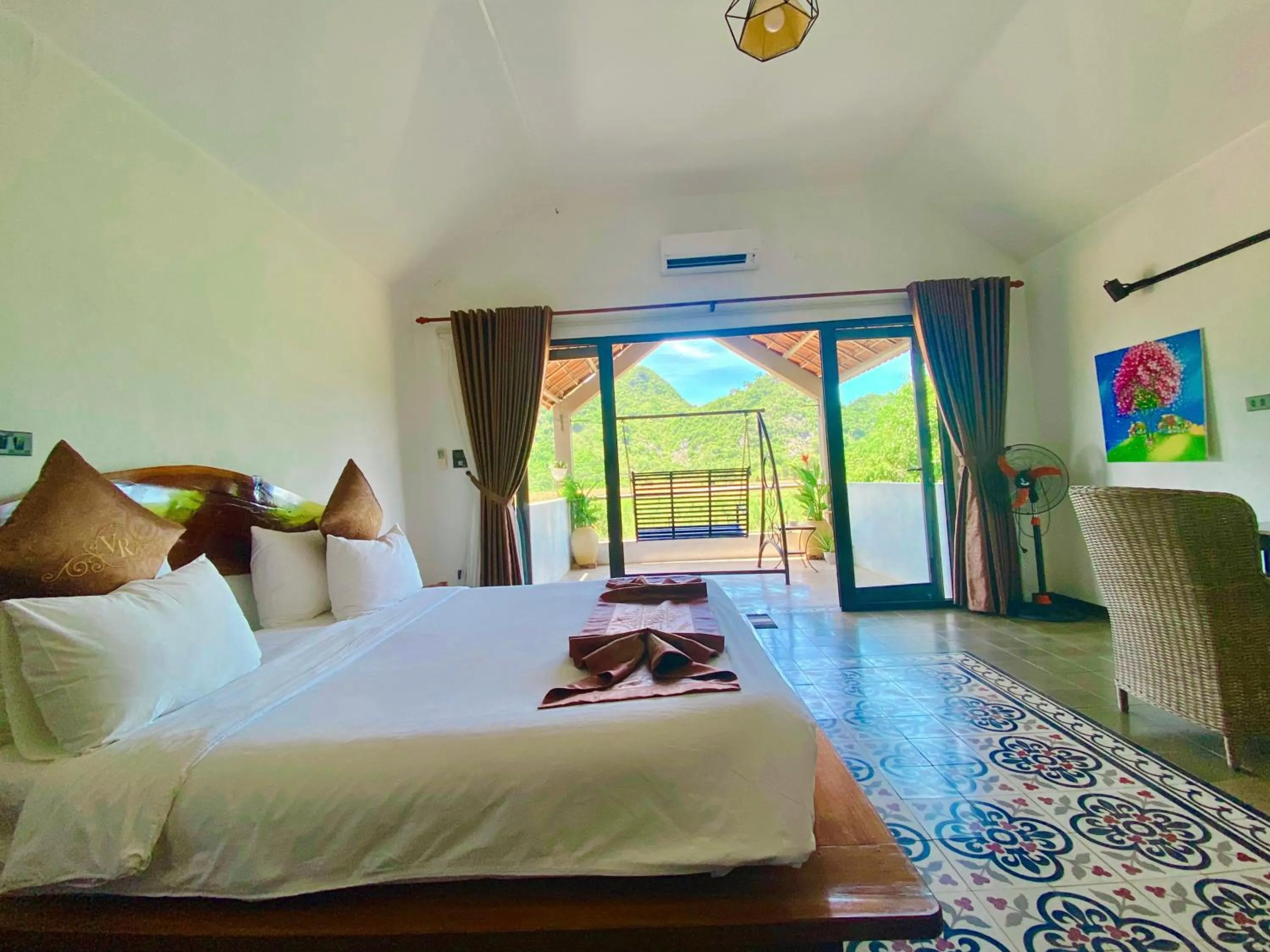 Bedroom, Bed in Victory Road Villas