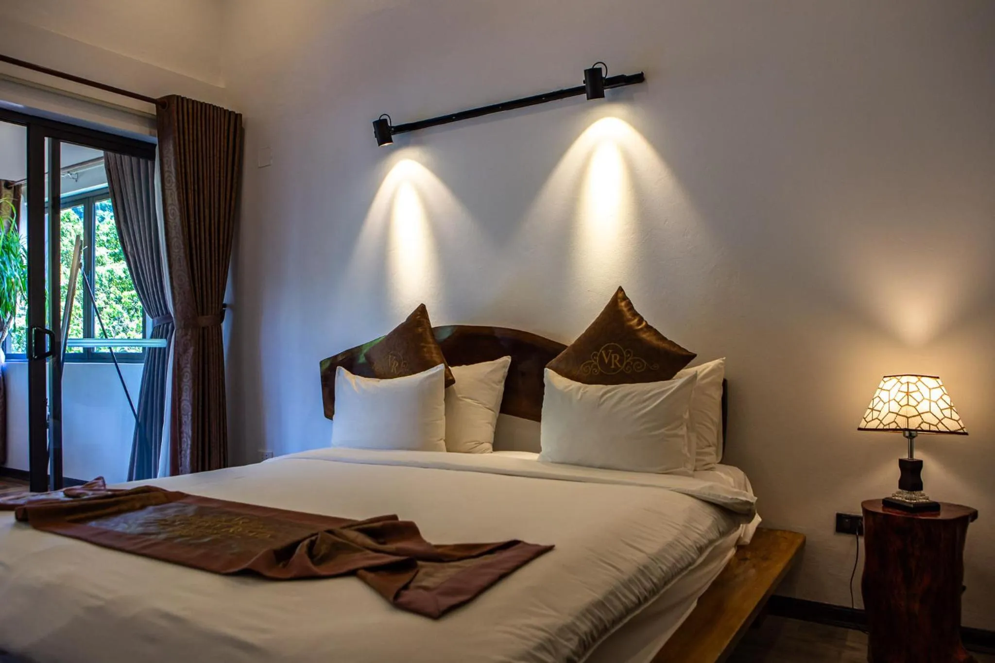 Bedroom, Bed in Victory Road Villas