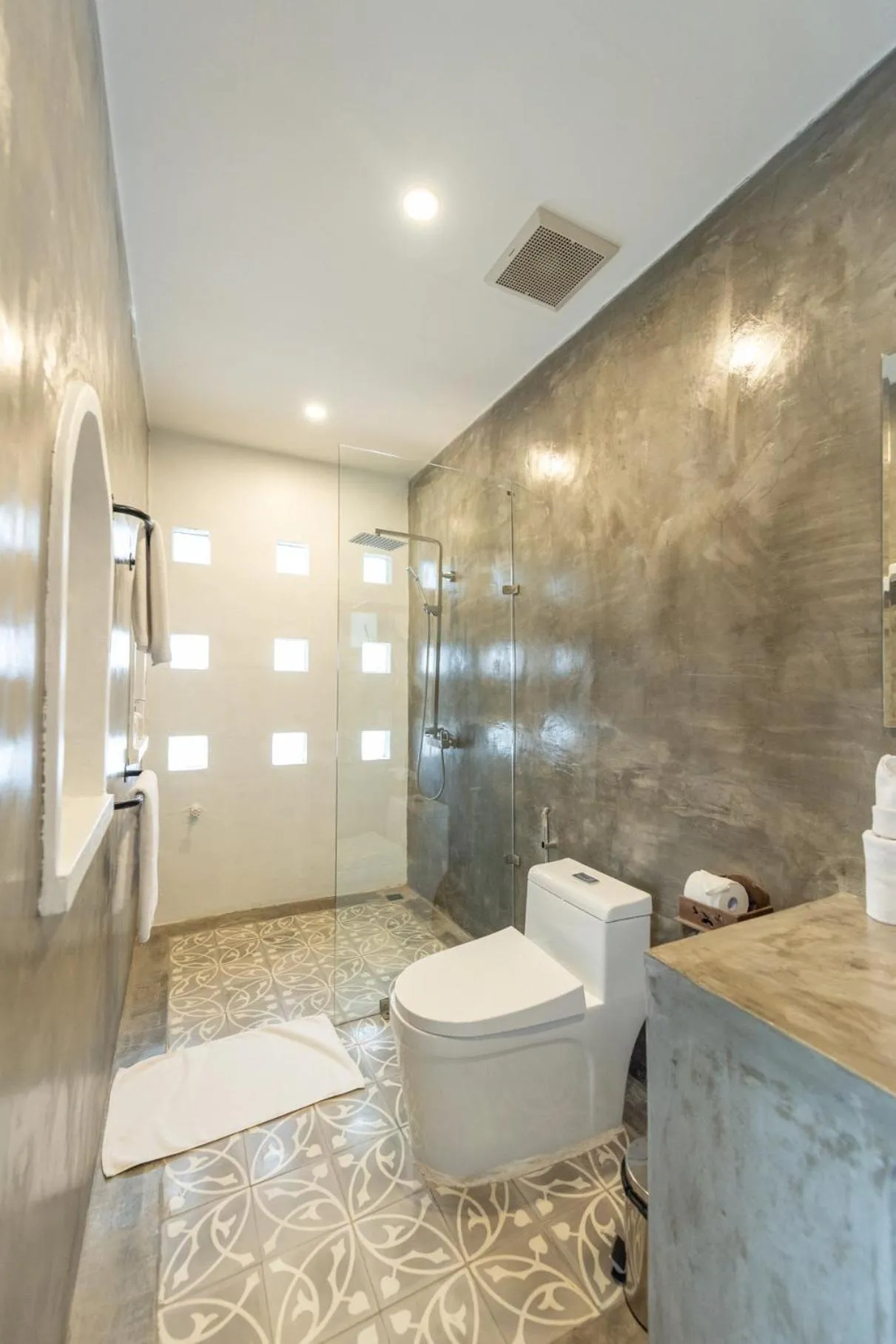 Shower in Victory Road Villas