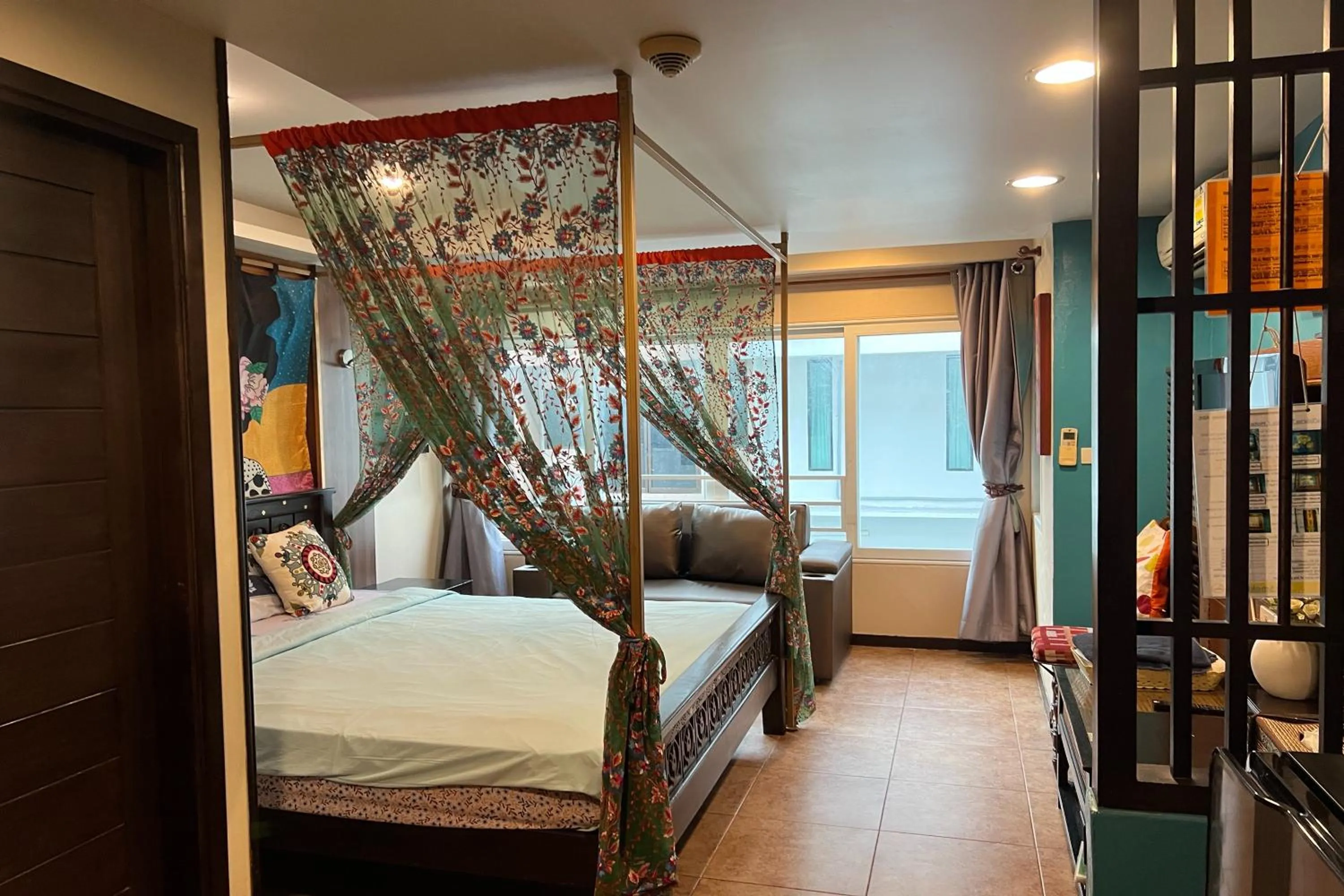 Bed in Sabai Sabai@Sukhumvit Hotel