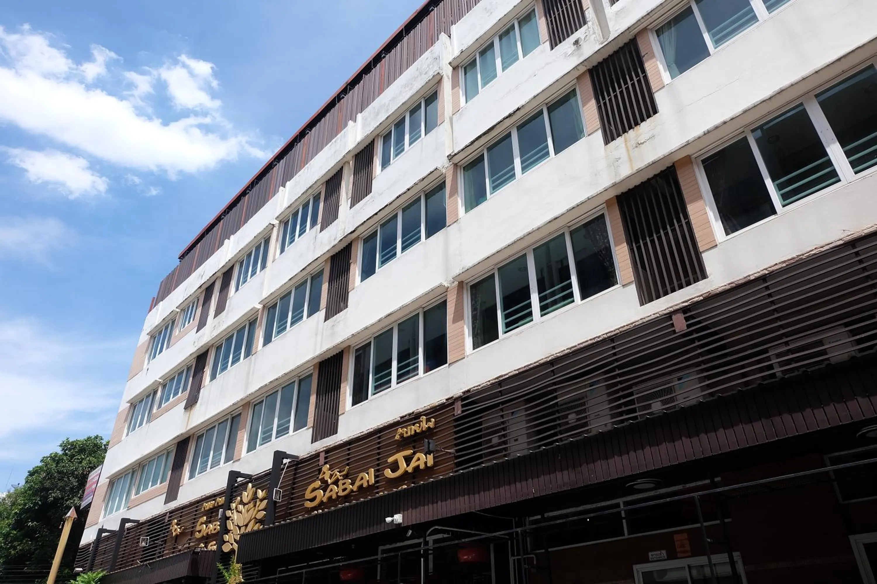 Property building in Sabai Sabai@Sukhumvit Hotel