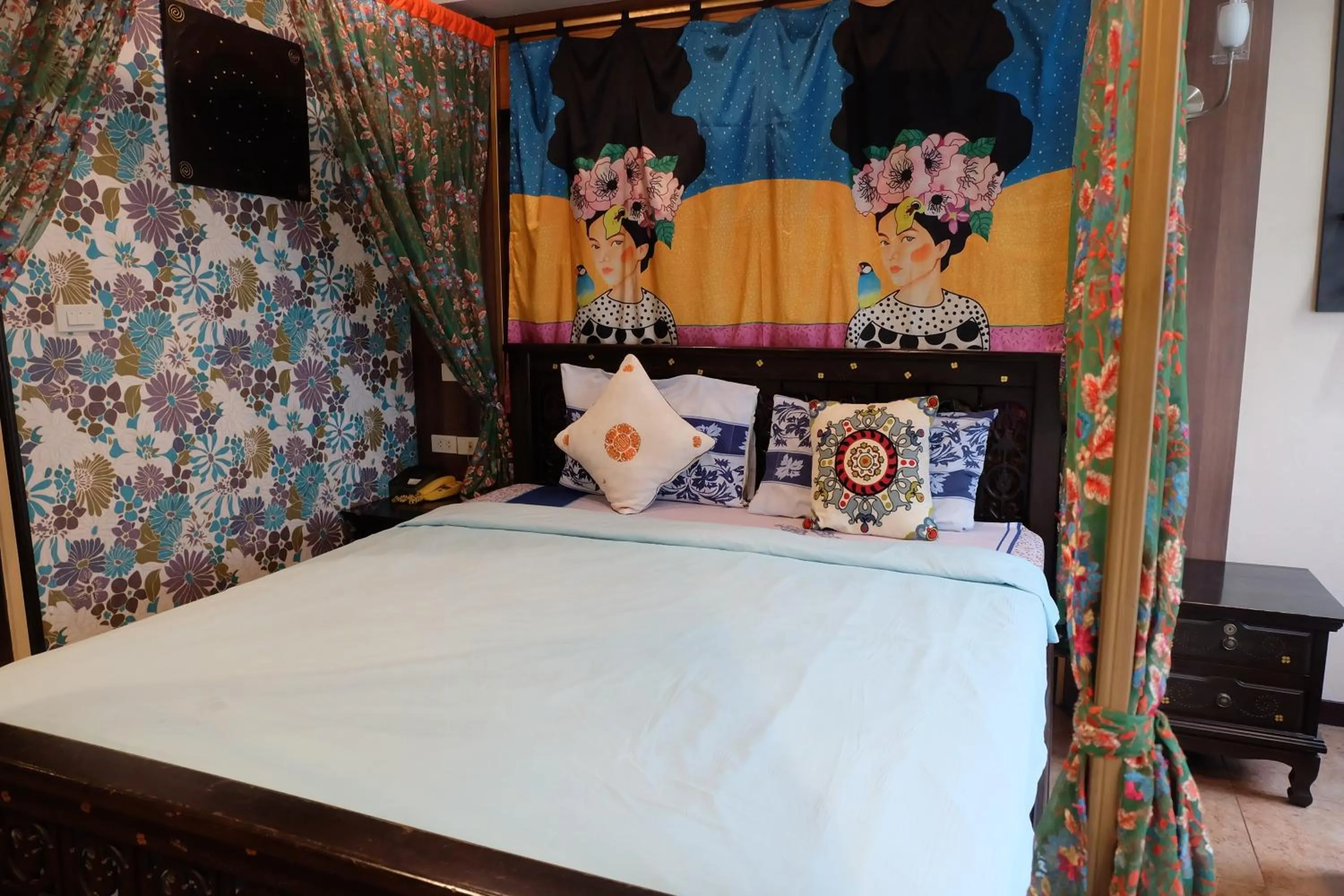 Bed in Sabai Sabai@Sukhumvit Hotel