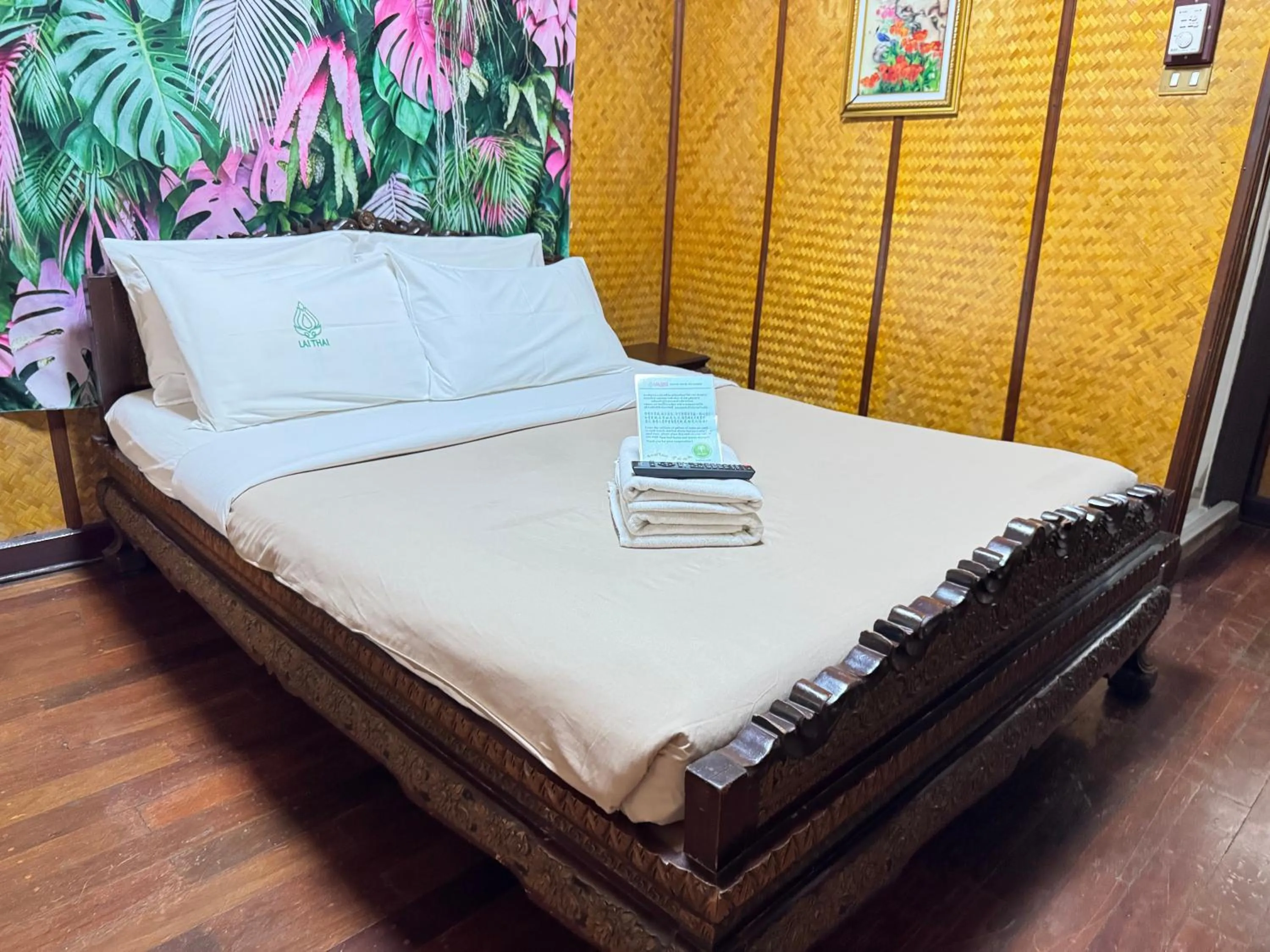 Bed in Lai Thai Guest House