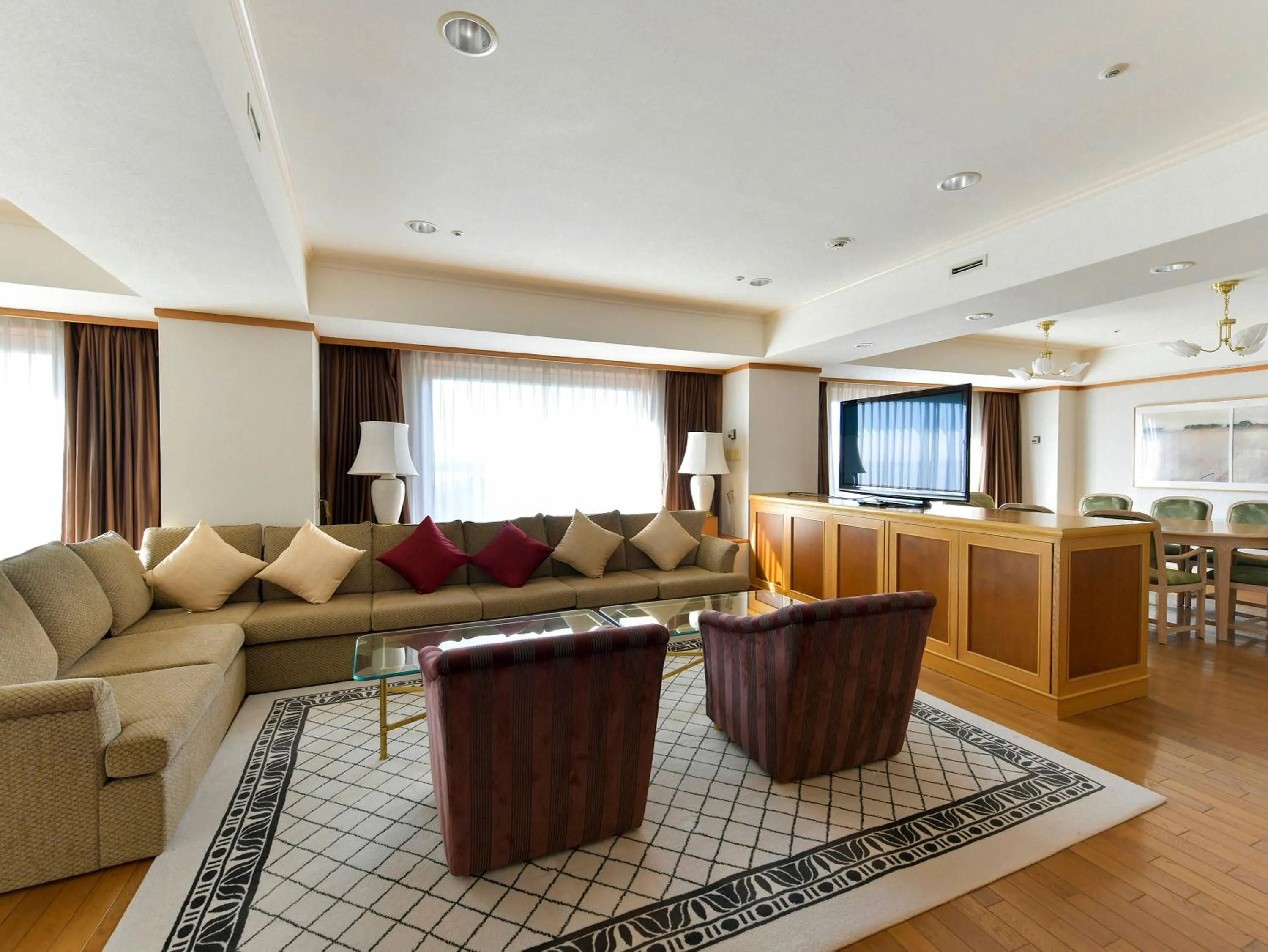 Living room in Narita Tobu Hotel Airport