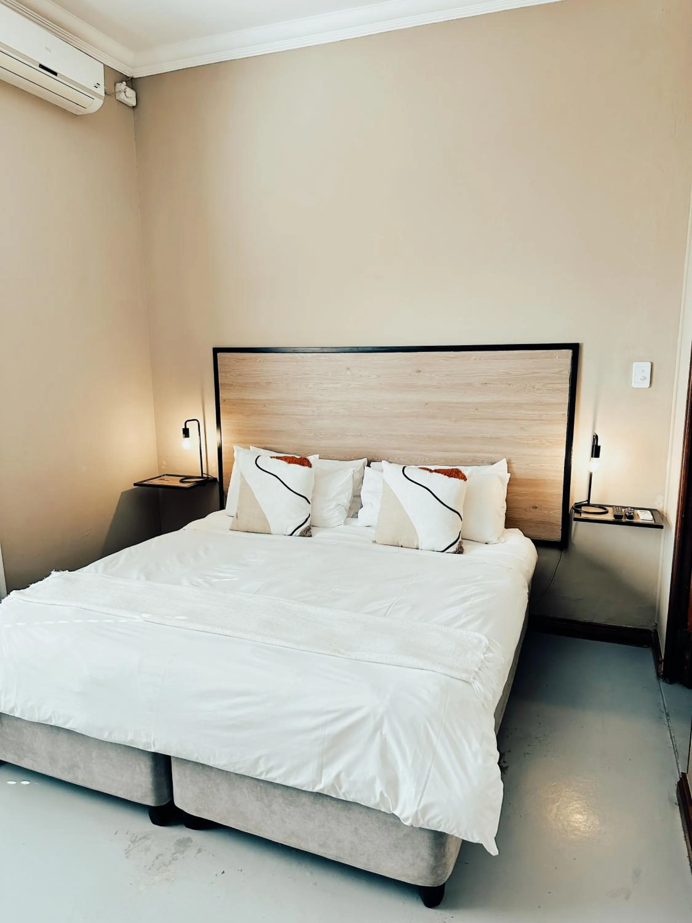 Bed in Lighthouse Guesthouse & Cafe