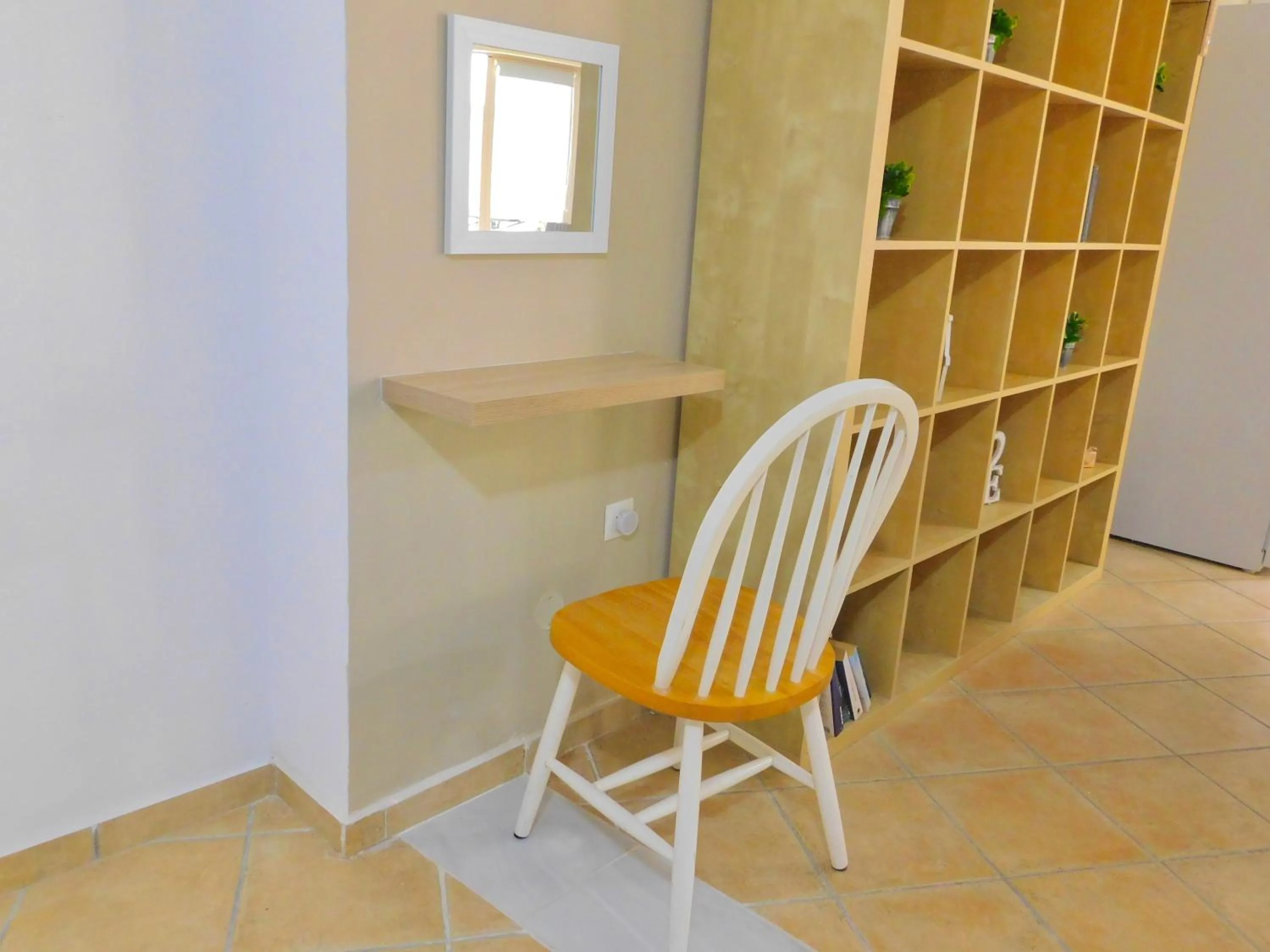 Decorative detail in Elizabeth Suites