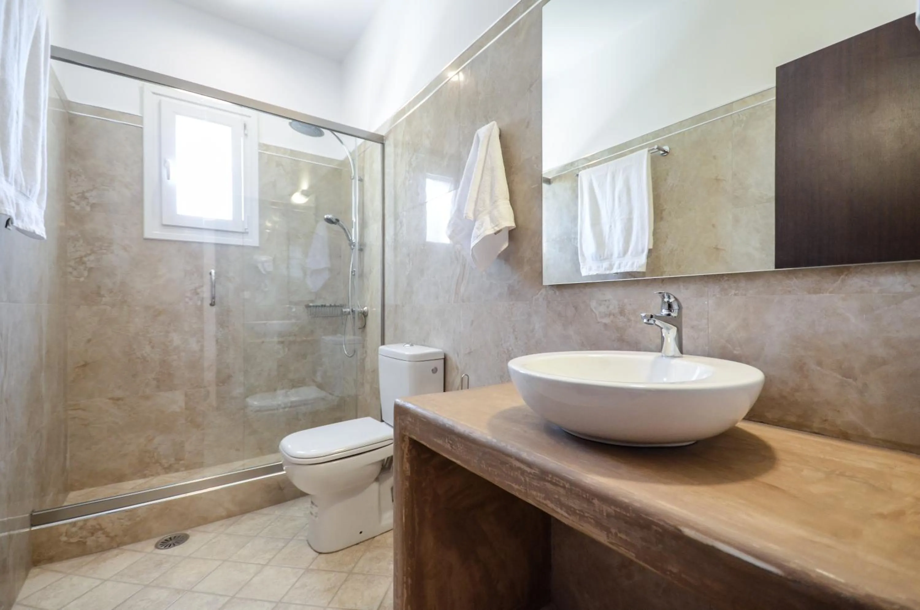 Shower in Naxos Luxury Villas