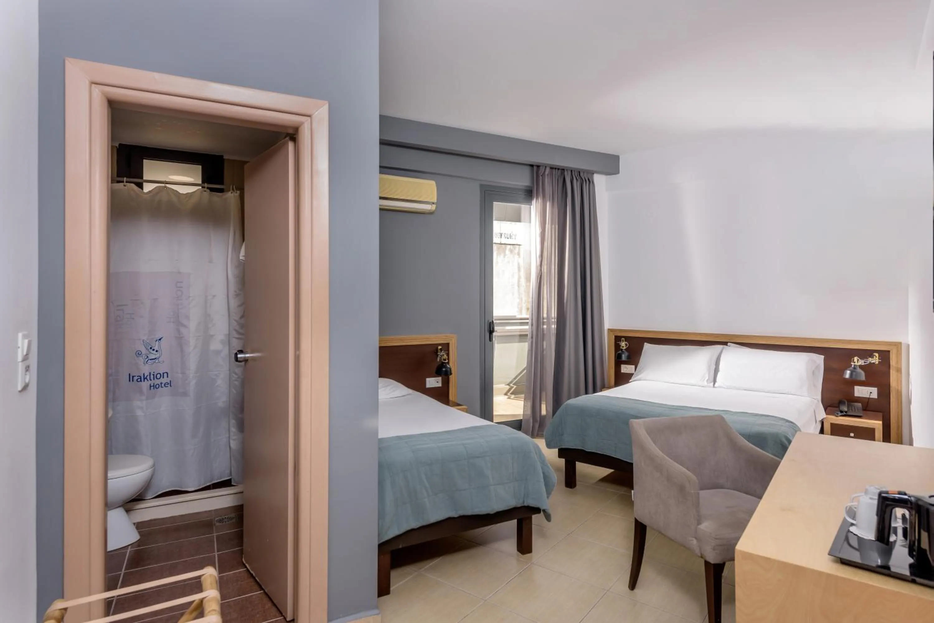 Bedroom, Bed in Iraklion Hotel