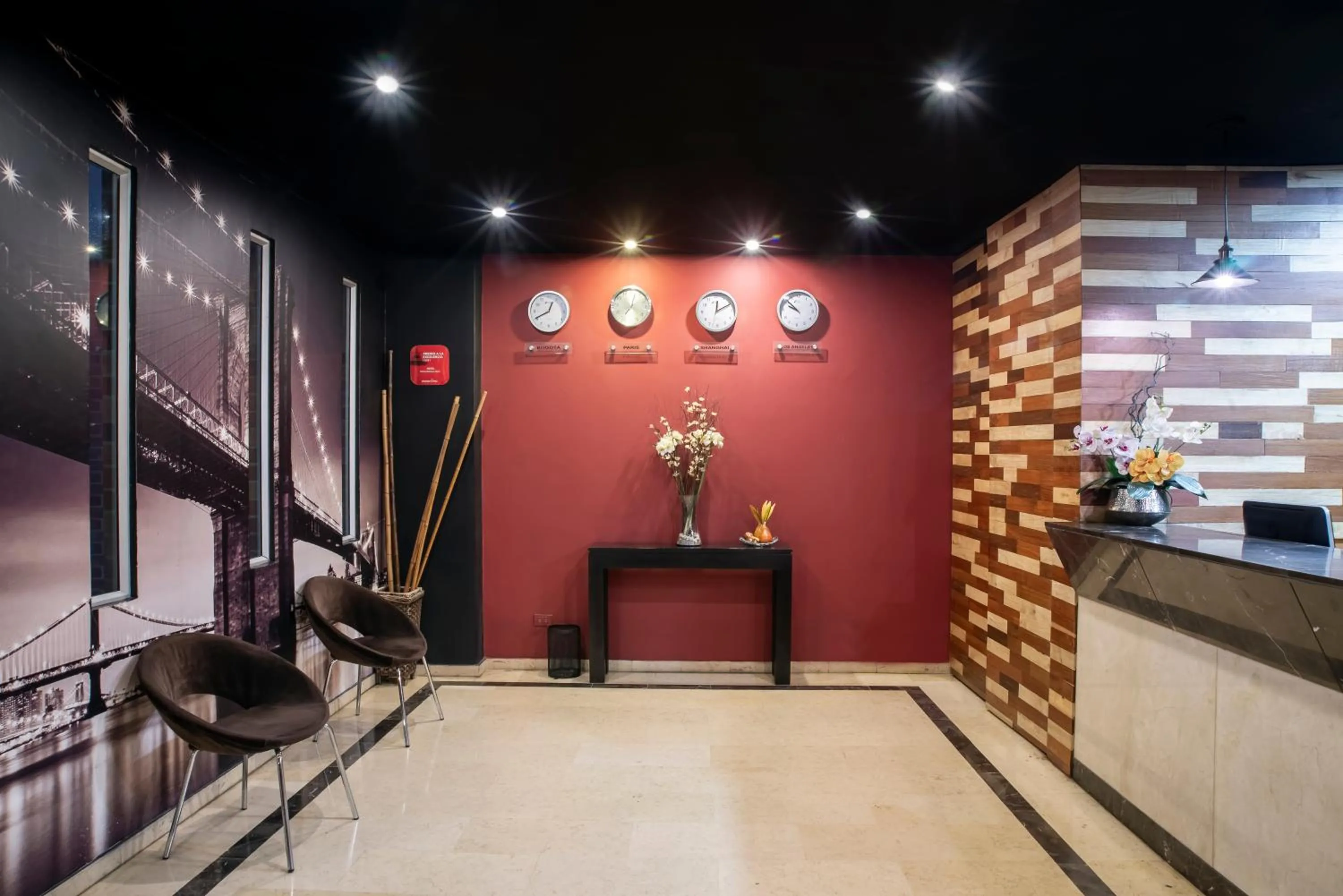 Lobby or reception in Hotel Santa Barbara Real