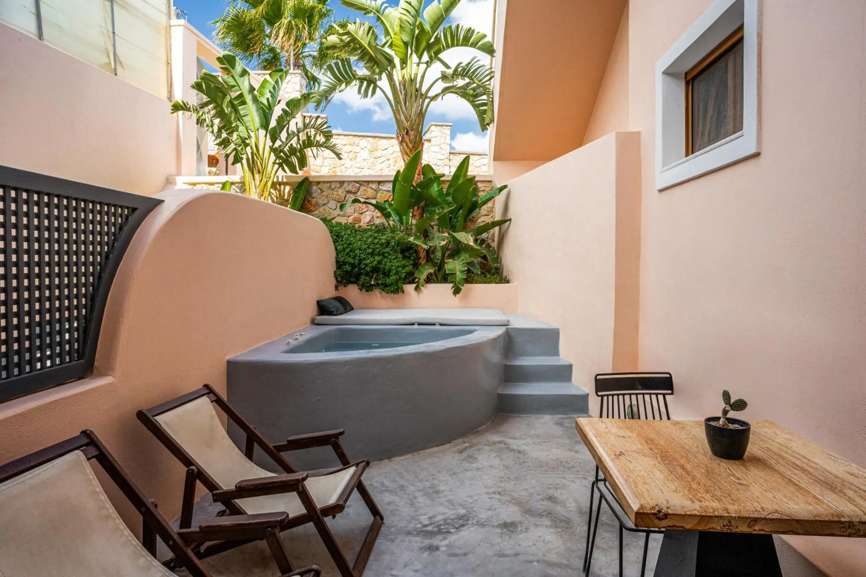 Classic Suite with Garden View and Jetted Tub in Perla Nera Suites Classic Suite with Garden View and Jetted Tub in Perla Nera Suites