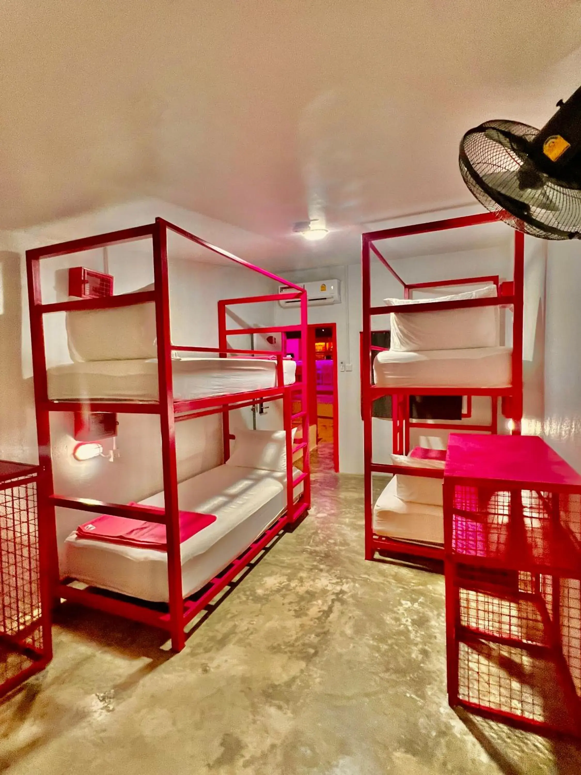 Bed in 4-Bed Mixed Dormitory Room in Slumber Party Krabi Bed in 4-Bed Mixed Dormitory Room in Slumber Party Krabi